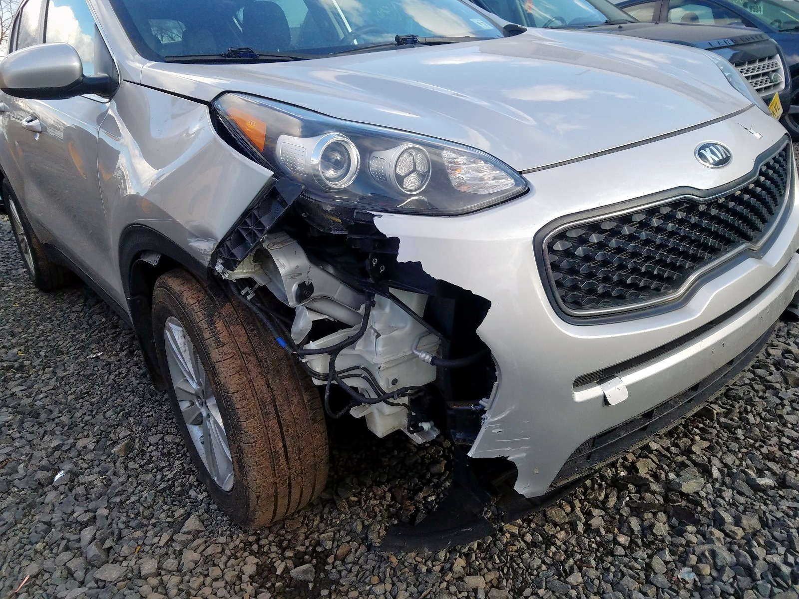 Photo 9 from auction – 2017 KIA SPORTAGE L with VIN KNDPM3AC7H7109975