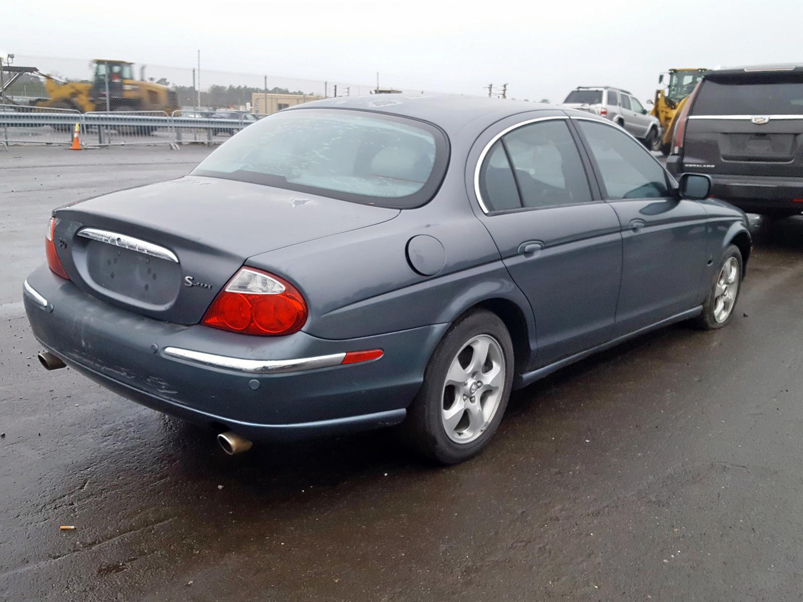 Photo 4 from auction – 2001 JAGUAR S-TYPE with VIN SAJDA01N21FM09075