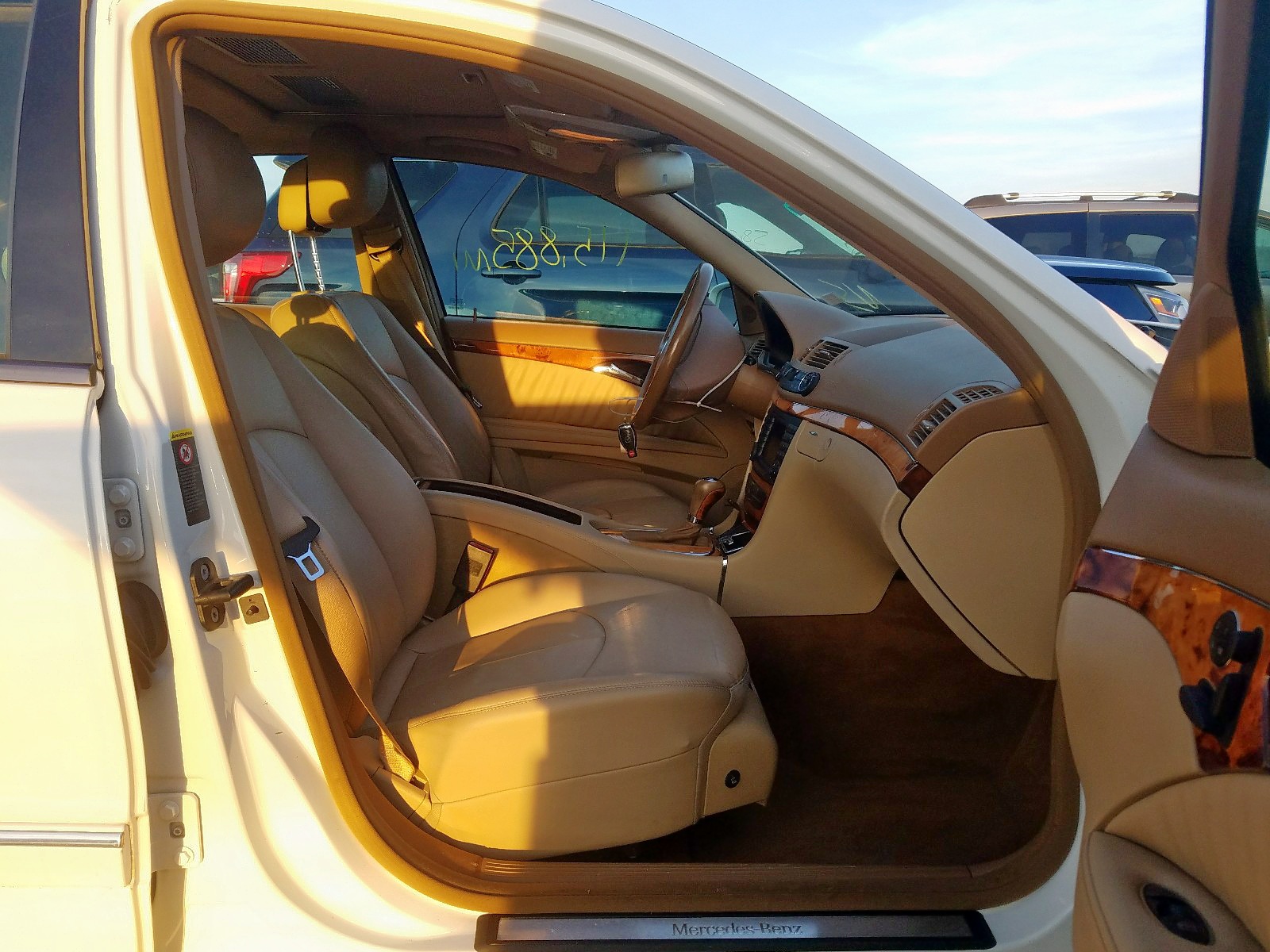 Photo 5 from auction – 2008 MERCEDES-BENZ E 350 4MAT with VIN WDBUF87X68B238385