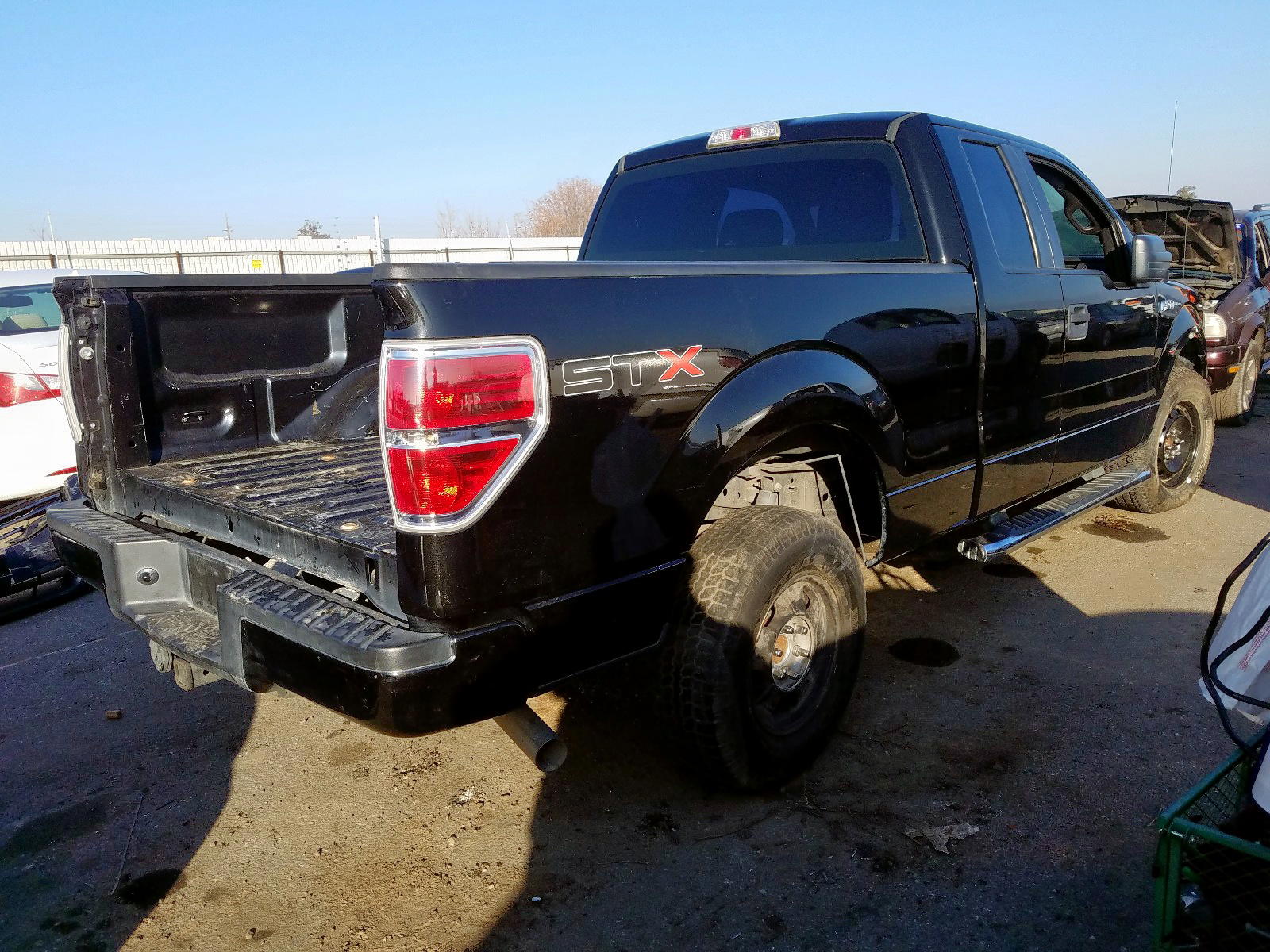 Photo 4 from auction – 2013 FORD F150 SUPER with VIN 1FTFX1CF8DKD08622