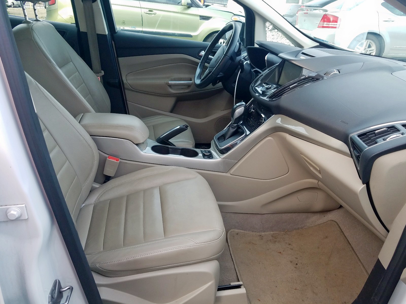 Photo 5 from auction – 2013 FORD C-MAX SEL with VIN 1FADP5BU0DL542395