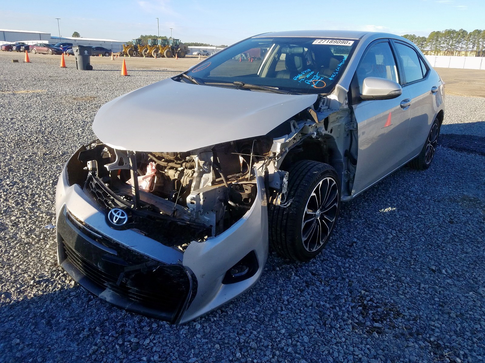 Photo 2 from auction – 2014 TOYOTA COROLLA L with VIN 2T1BURHE9EC027891