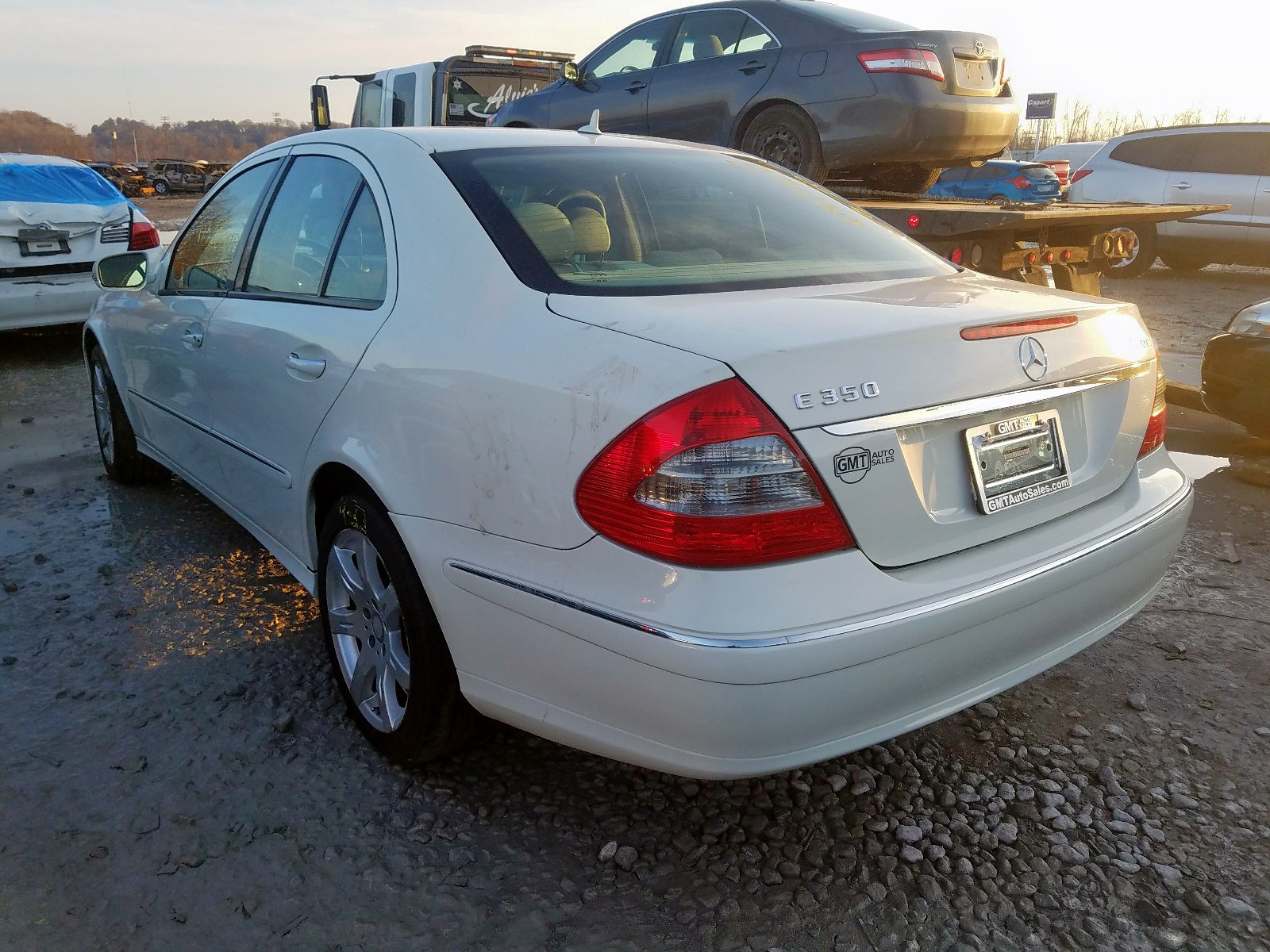 Photo 3 from auction – 2008 MERCEDES-BENZ E 350 4MAT with VIN WDBUF87X68B238385