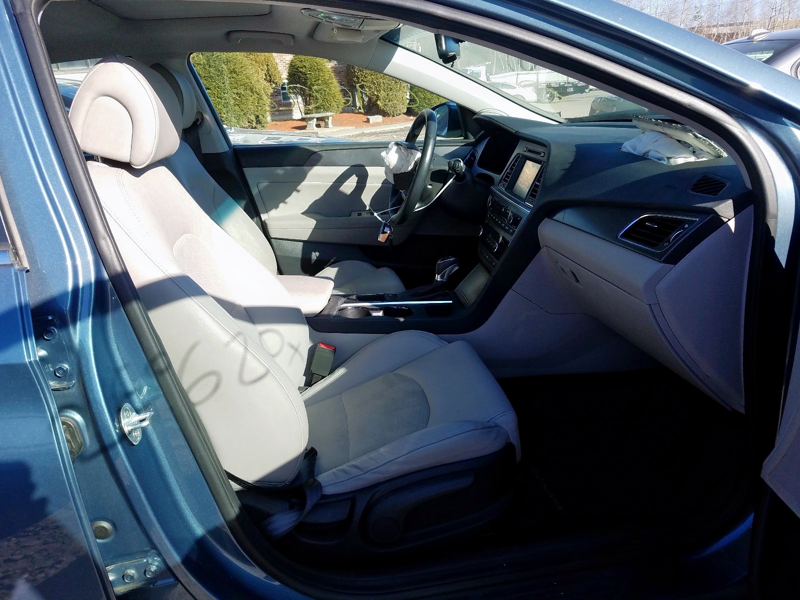 Photo 5 from auction – 2017 HYUNDAI SONATA SPO with VIN 5NPE34AFXHH564356