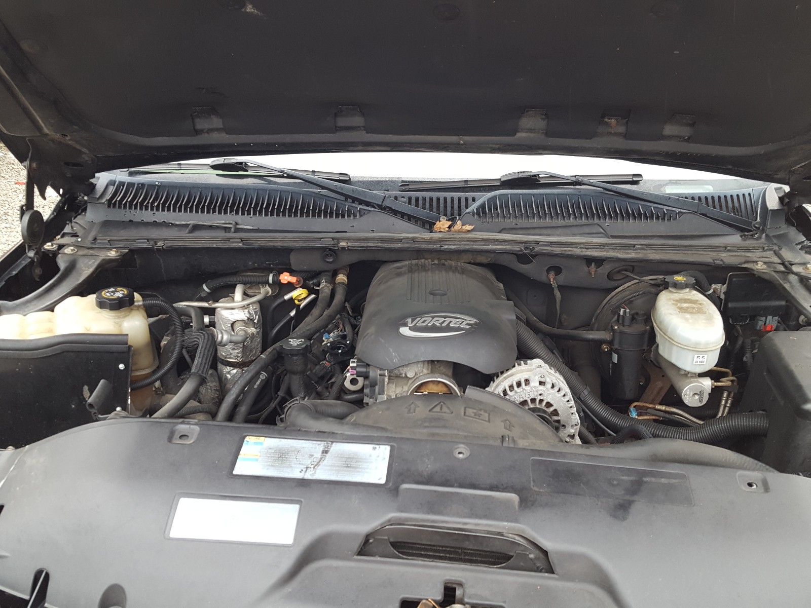 Photo 7 from auction – 2003 CHEVROLET SUBURBAN K with VIN 3GNFK16Z73G332587