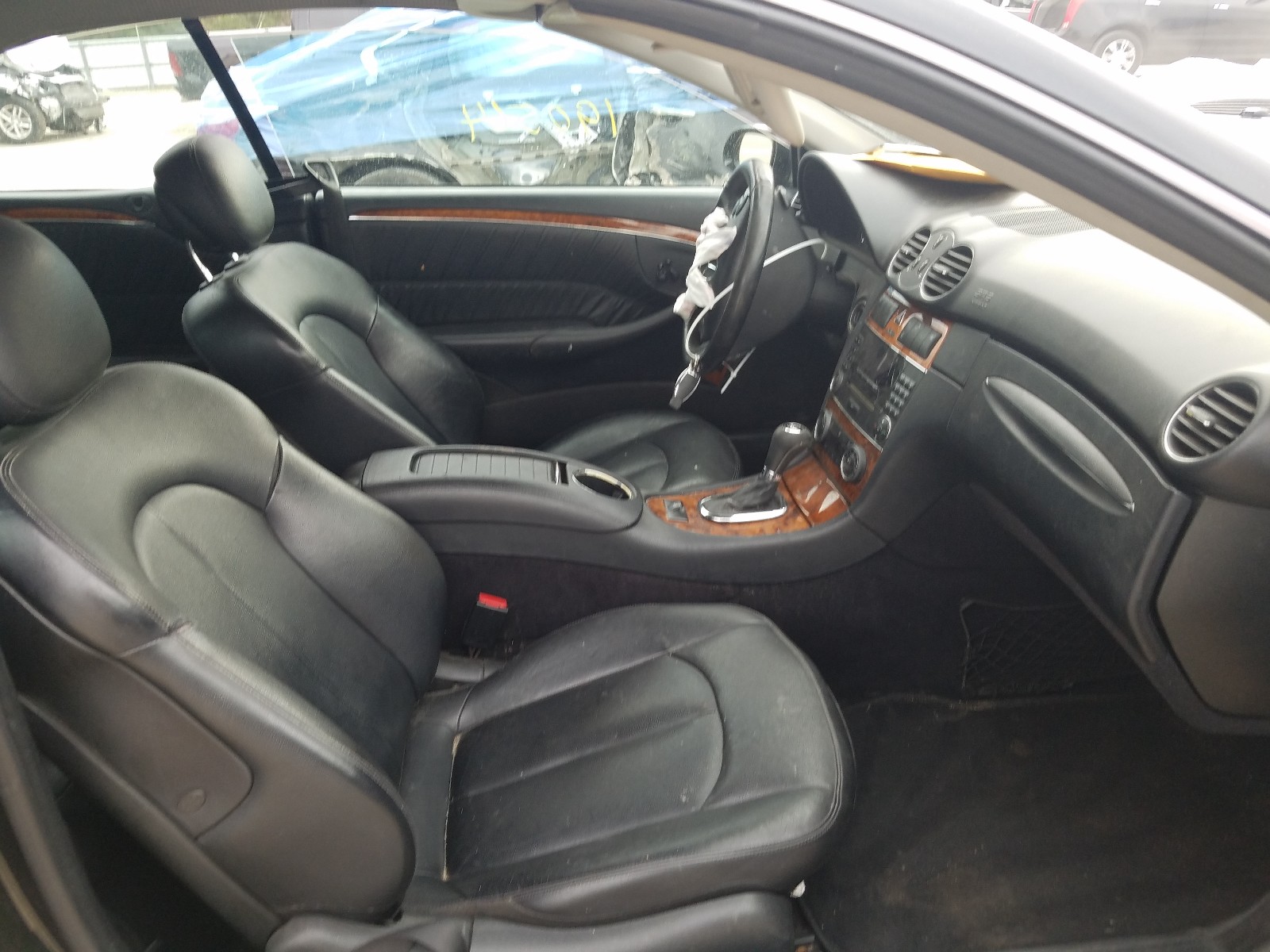 Photo 5 from auction – 2008 MERCEDES-BENZ CLK 550 with VIN WDBTK72F88T095871