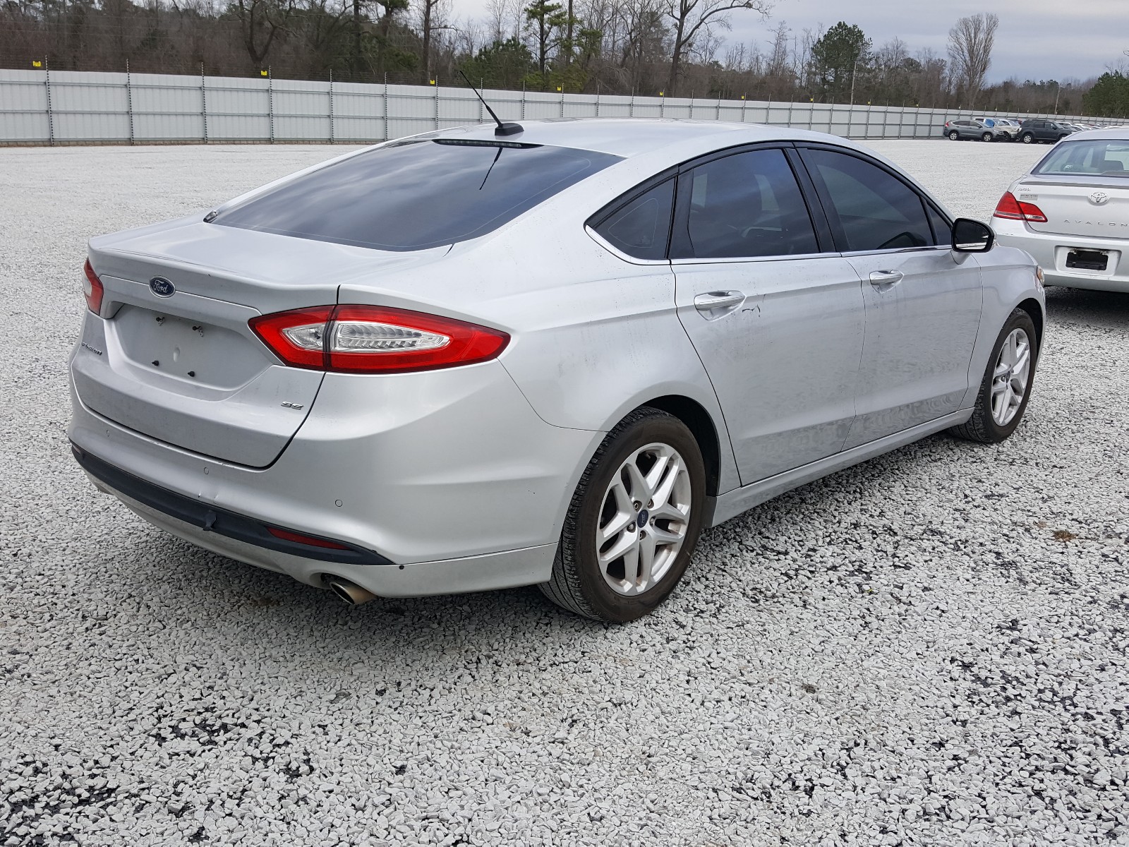 Photo 4 from auction – 2013 FORD FUSION SE with VIN 3FA6P0H7XDR283560