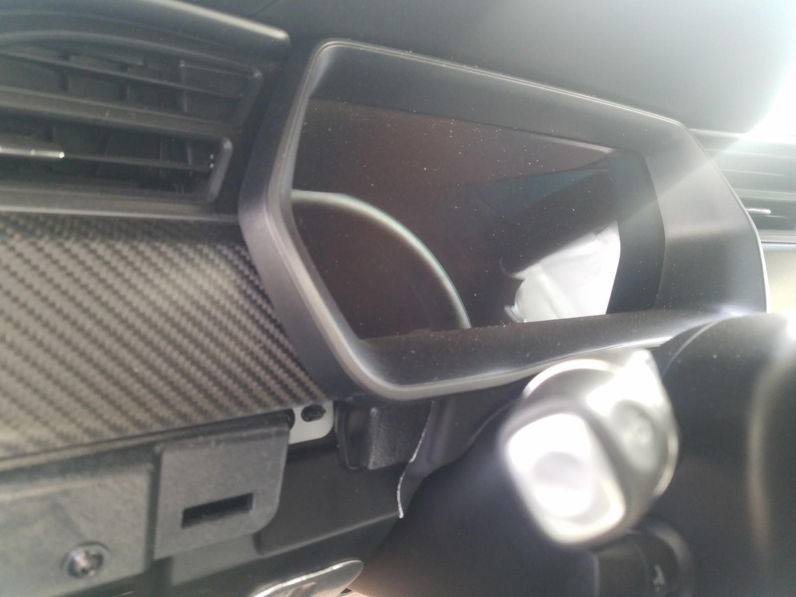Photo 8 from auction – 2019 TESLA MODEL X with VIN 5YJXCBE42KF209564
