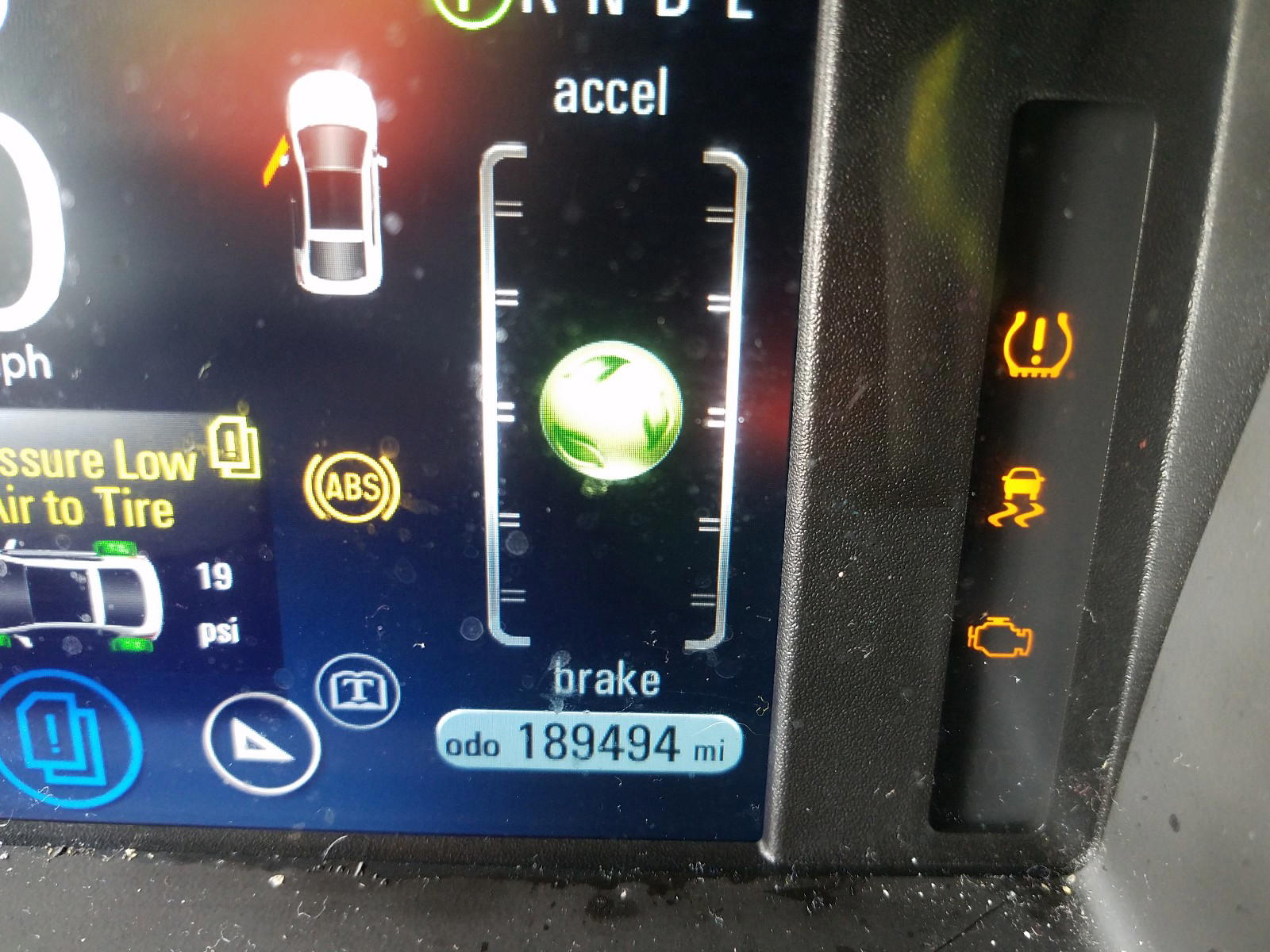 Photo 8 from auction – 2011 CHEVROLET VOLT with VIN 1G1RC6E44BU099102