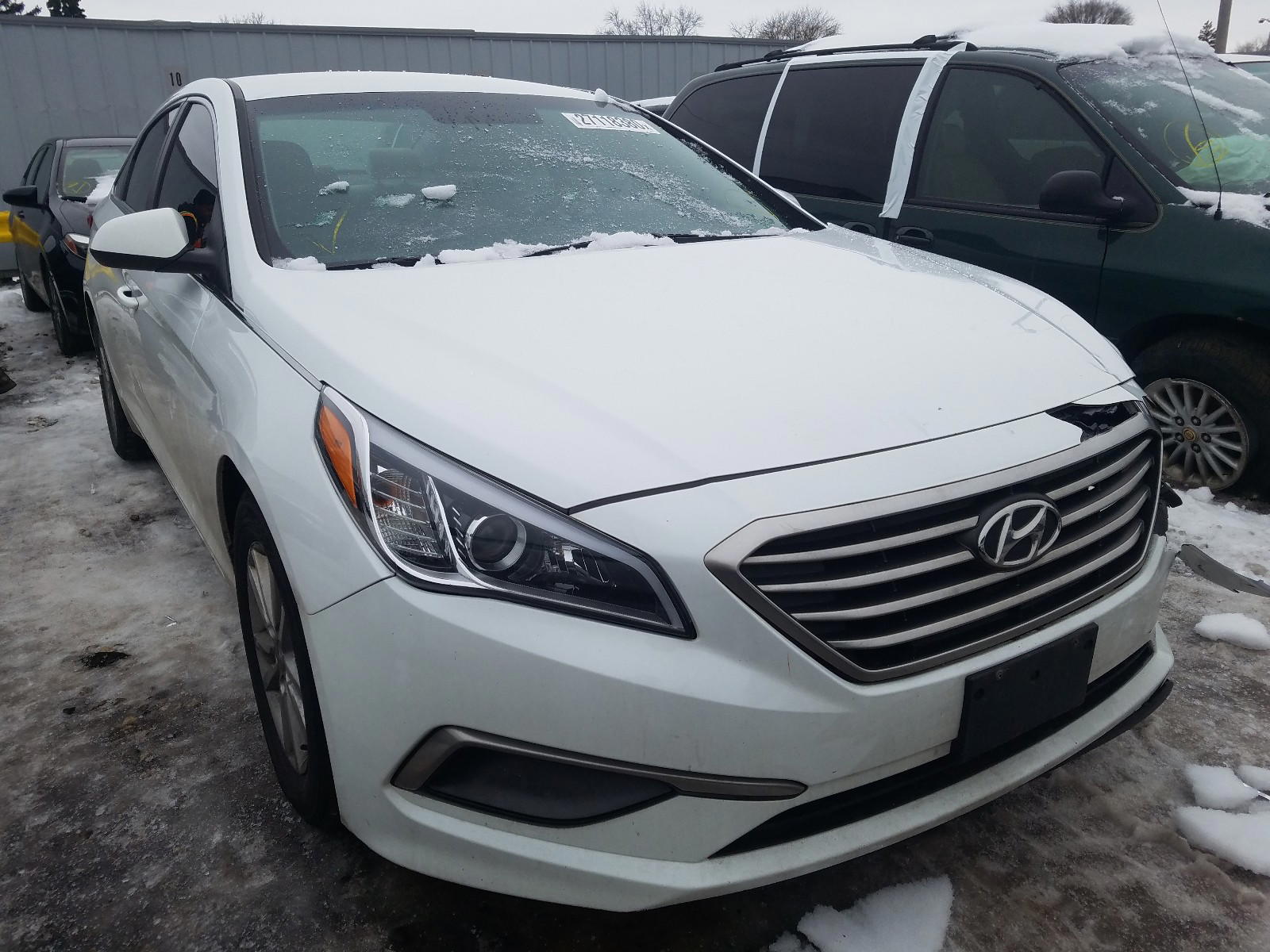 HYUNDAI SONATA 2016 with VIN 5NPE24AF3GH409276 - Photo from auction