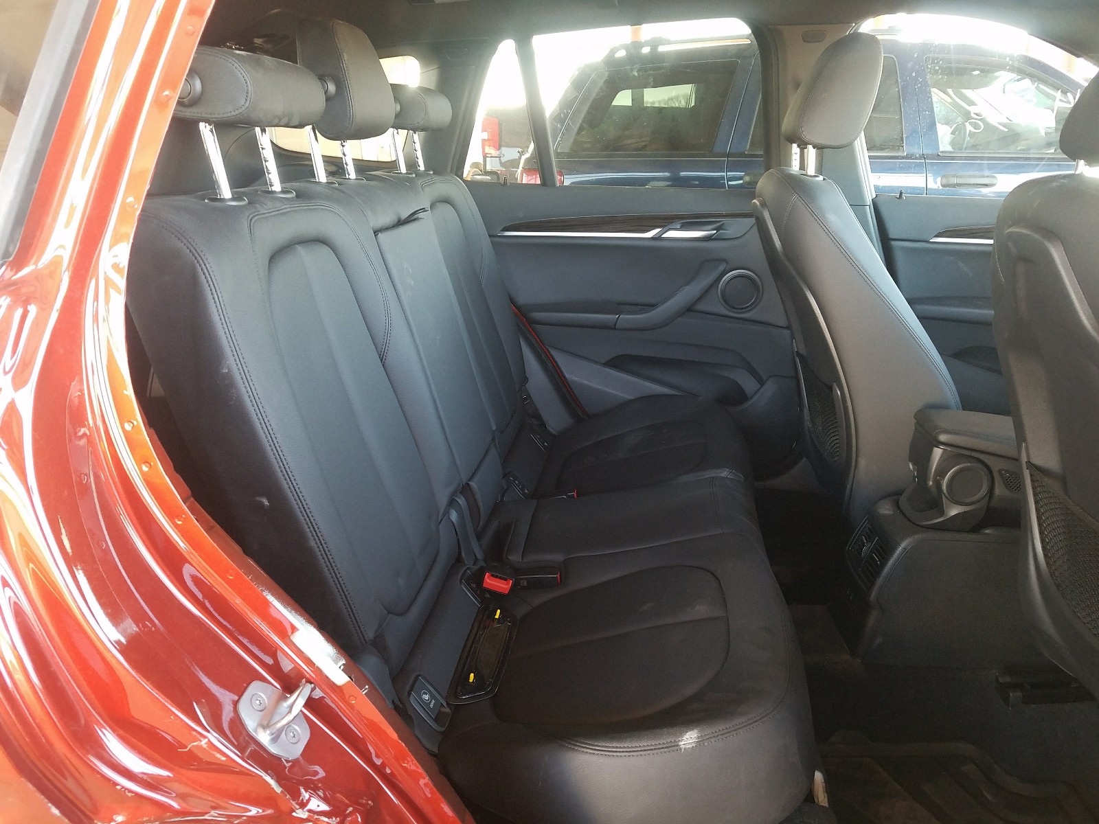 Photo 6 from auction – 2018 BMW X1 XDRIVE2 with VIN WBXHT3C33J3H32274