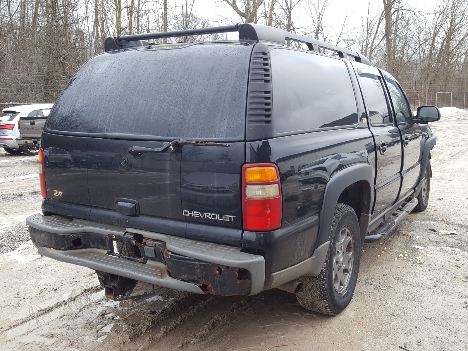 Photo 4 from auction – 2003 CHEVROLET SUBURBAN K with VIN 3GNFK16Z73G332587