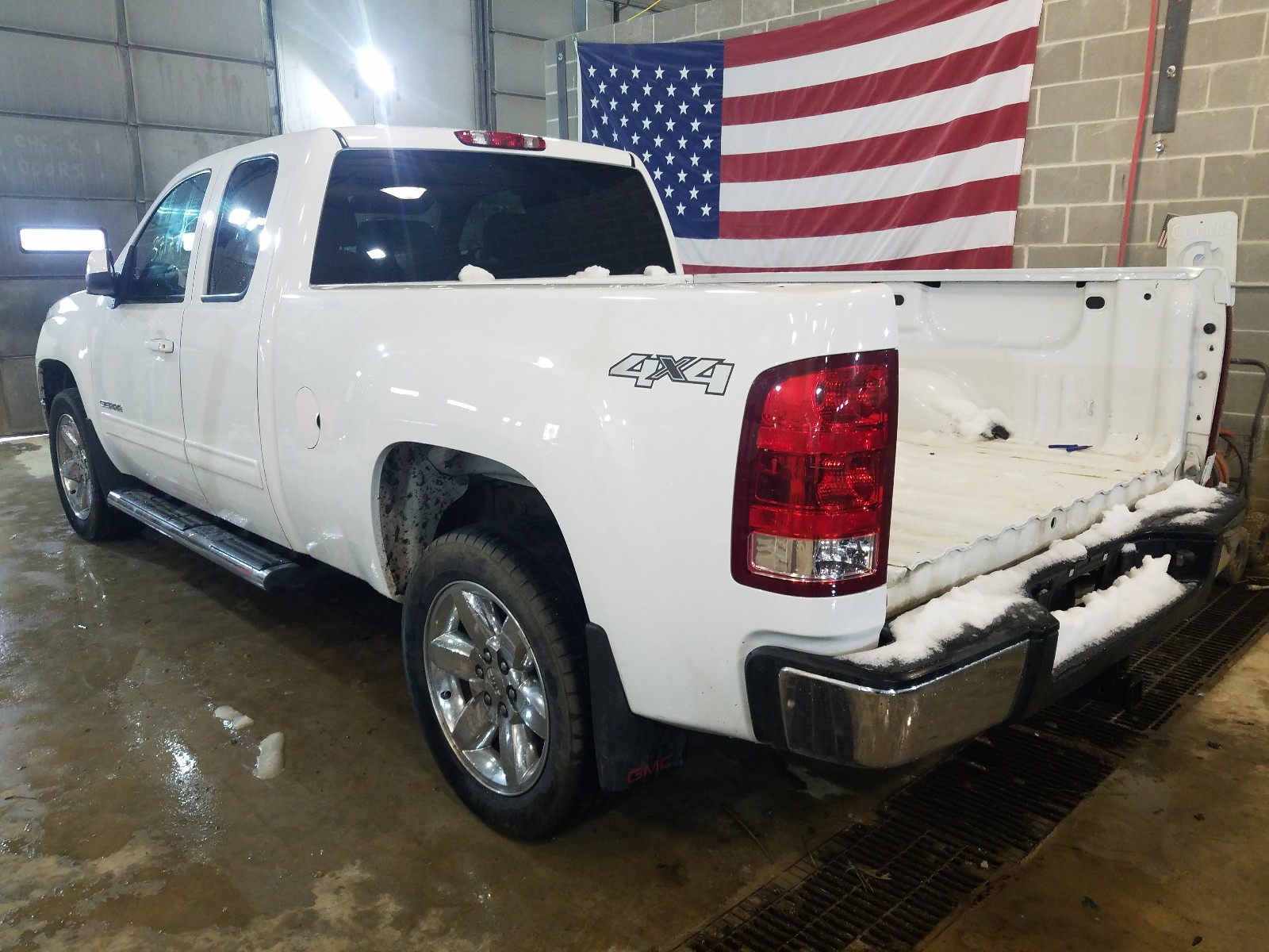Photo 3 from auction – 2013 GMC SIERRA K15 with VIN 1GTR2WE77DZ278969