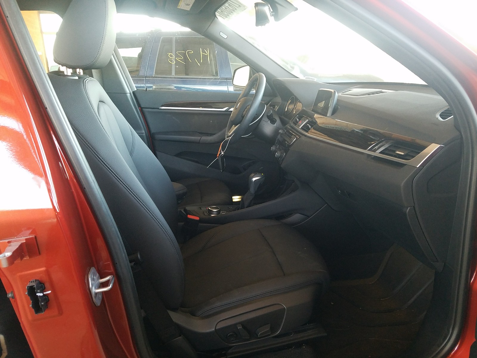 Photo 5 from auction – 2018 BMW X1 XDRIVE2 with VIN WBXHT3C33J3H32274