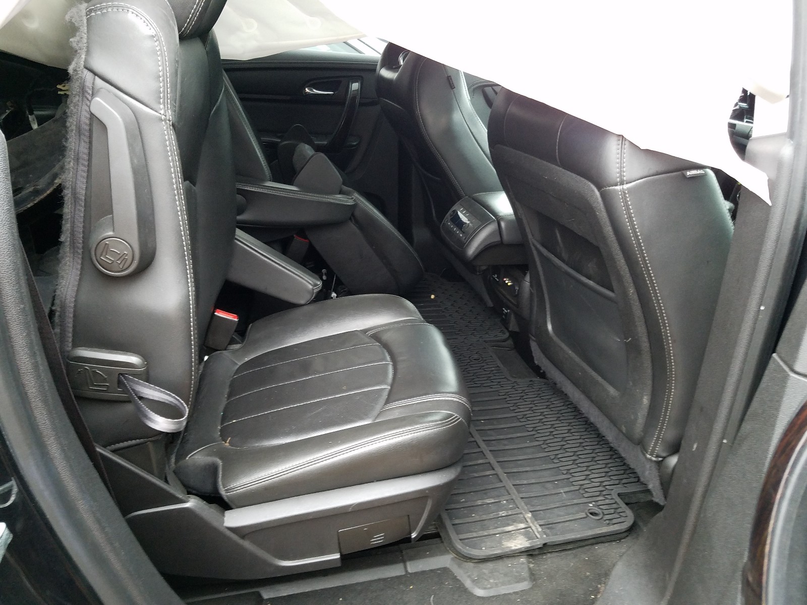 Photo 6 from auction – 2015 CHEVROLET TRAVERSE L with VIN 1GNKVJKD2FJ316770