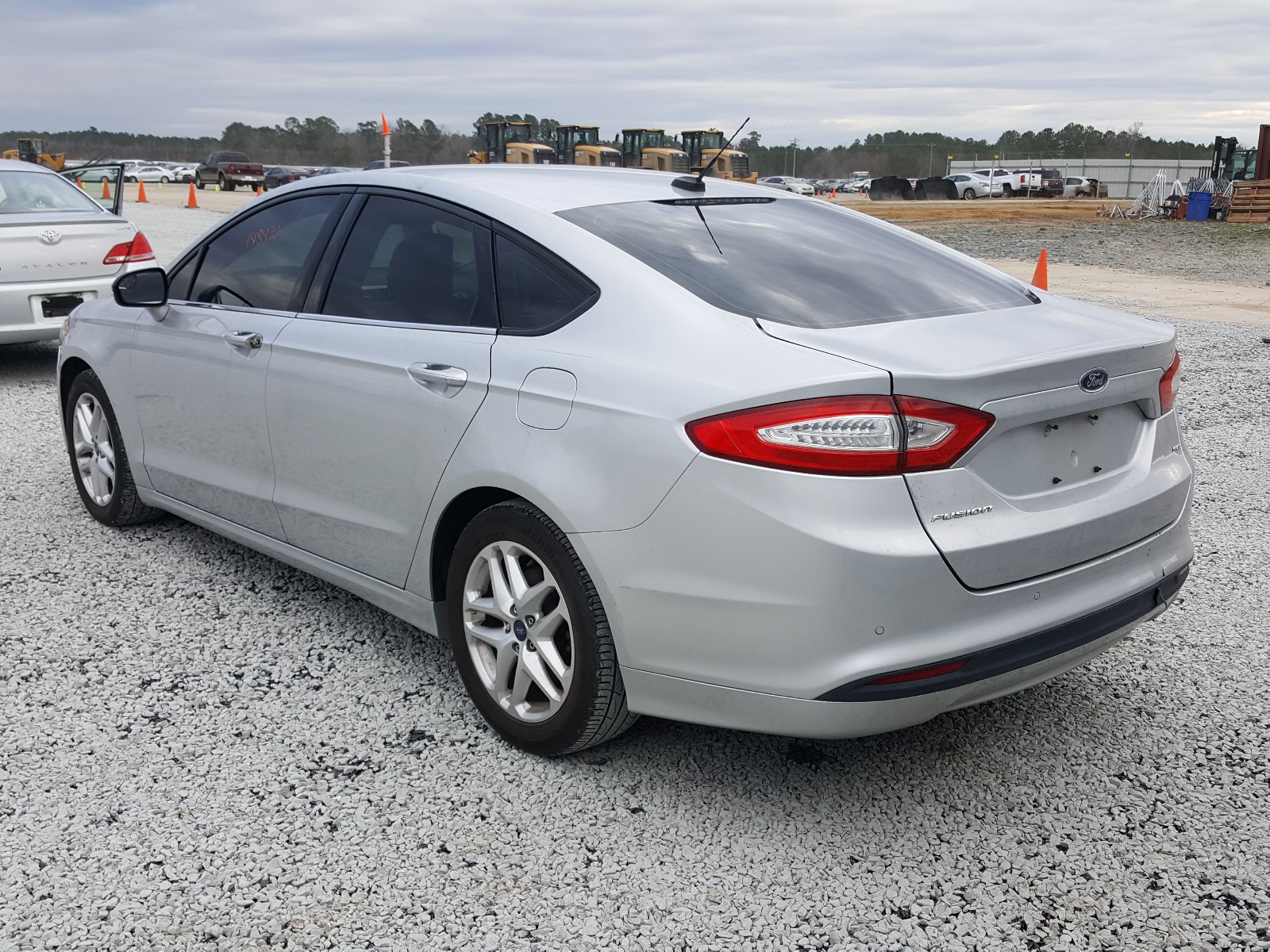 Photo 3 from auction – 2013 FORD FUSION SE with VIN 3FA6P0H7XDR283560