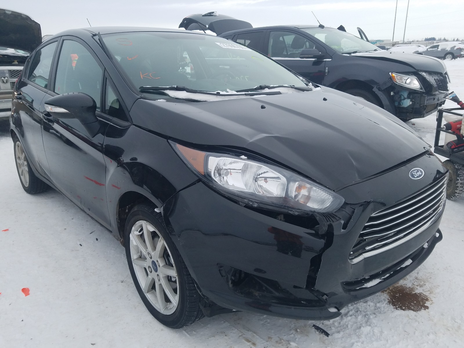 FORD FIESTA SE 2014 с VIN 3FADP4EJ0EM238043 - Фото с аукциона
