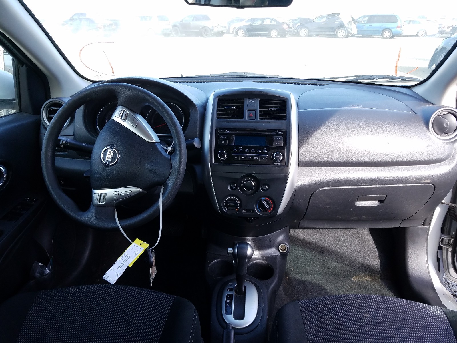 Photo 9 from auction – 2017 NISSAN VERSA S with VIN 3N1CN7AP0HK446711