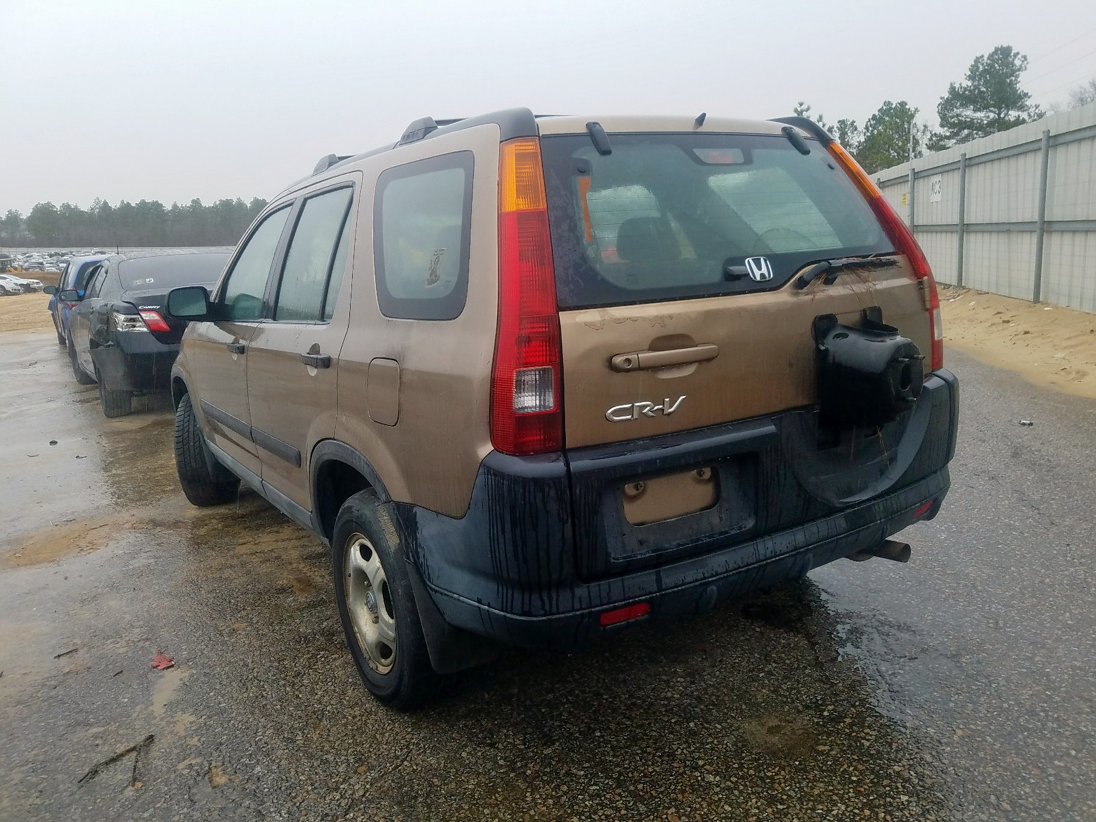 Photo 3 from auction – 2003 HONDA CR-V LX with VIN SHSRD68463U100852