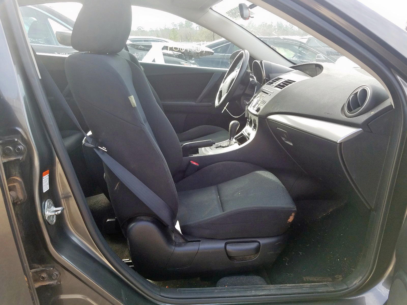 Photo 5 from auction – 2010 MAZDA 3 I with VIN JM1BL1SG5A1252645