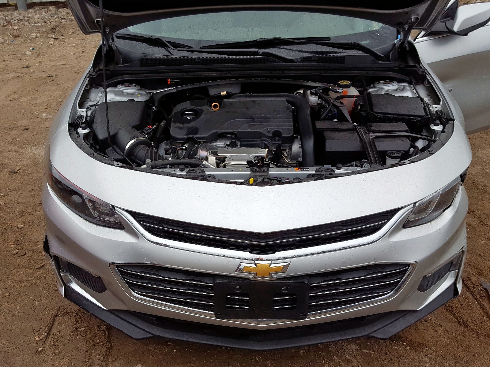 Photo 7 from auction – 2018 CHEVROLET MALIBU LT with VIN 1G1ZD5ST0JF177638