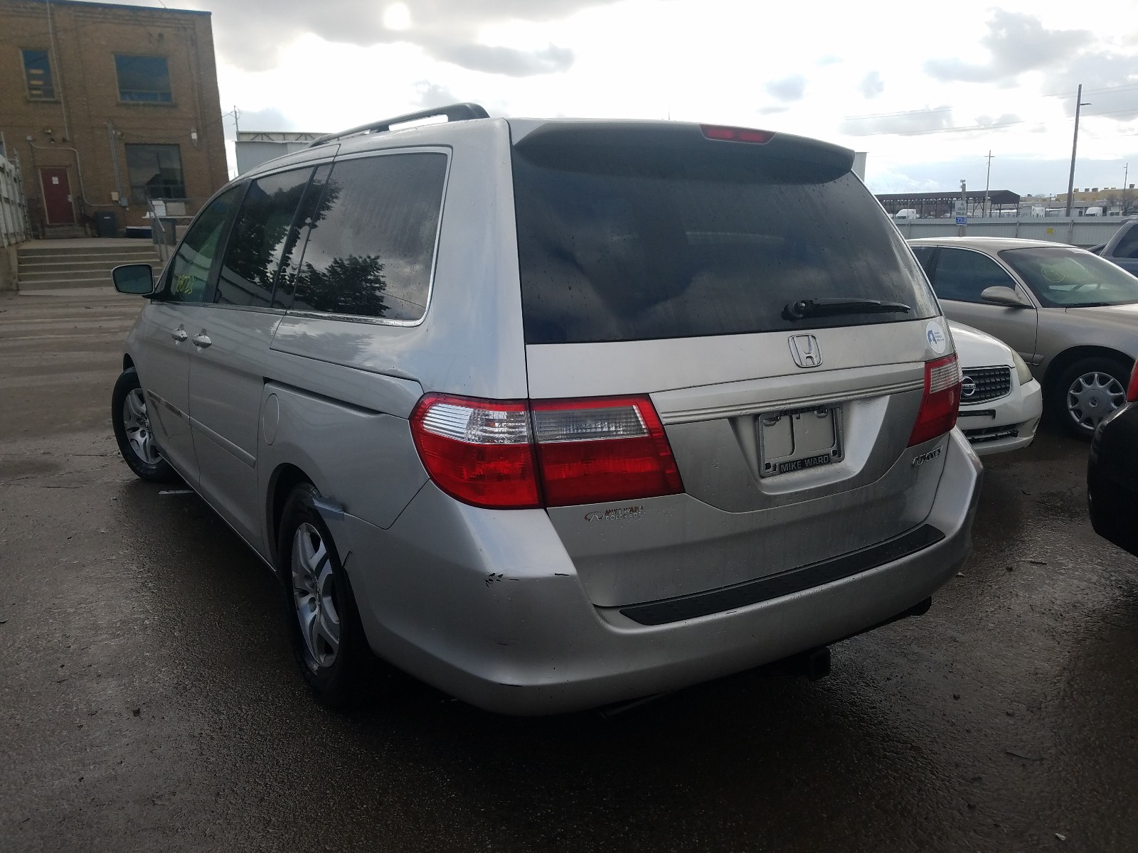 Photo 3 from auction – 2005 HONDA ODYSSEY EX with VIN 5FNRL38695B415416