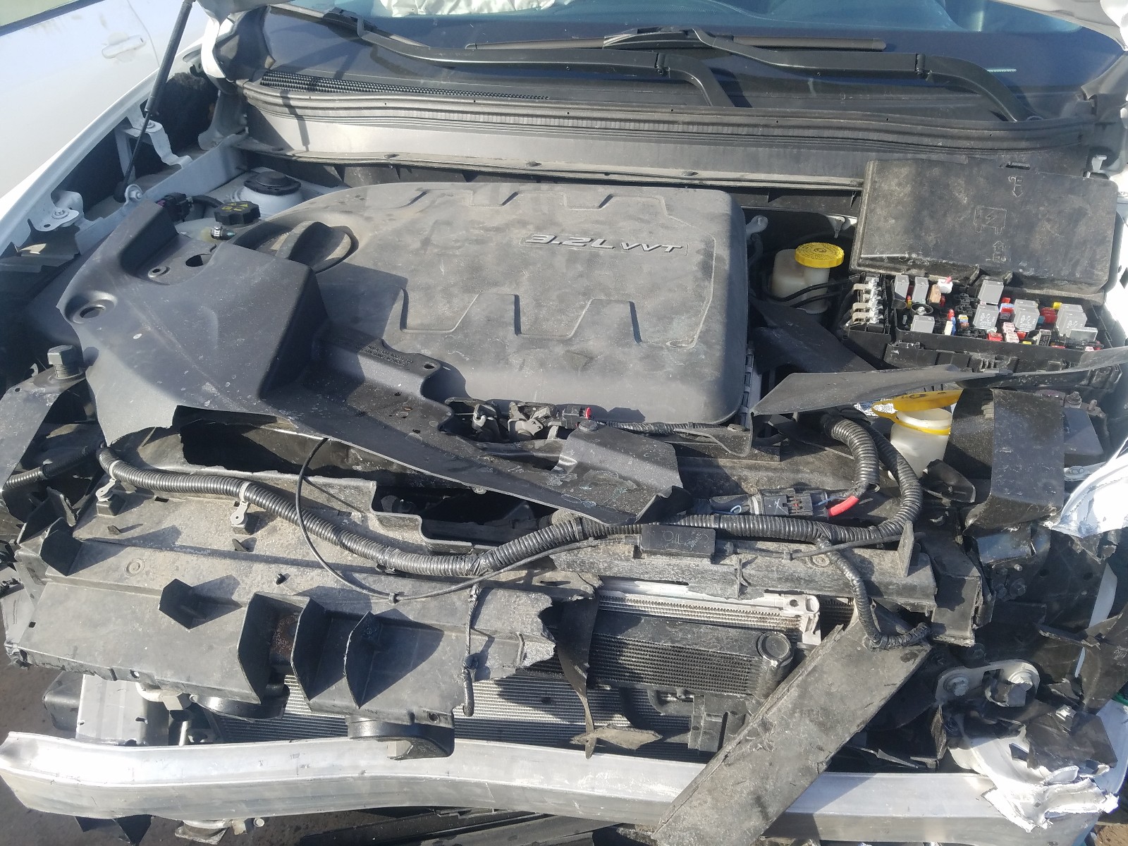 Photo 7 from auction – 2014 JEEP CHEROKEE L with VIN 1C4PJMCS1EW184398