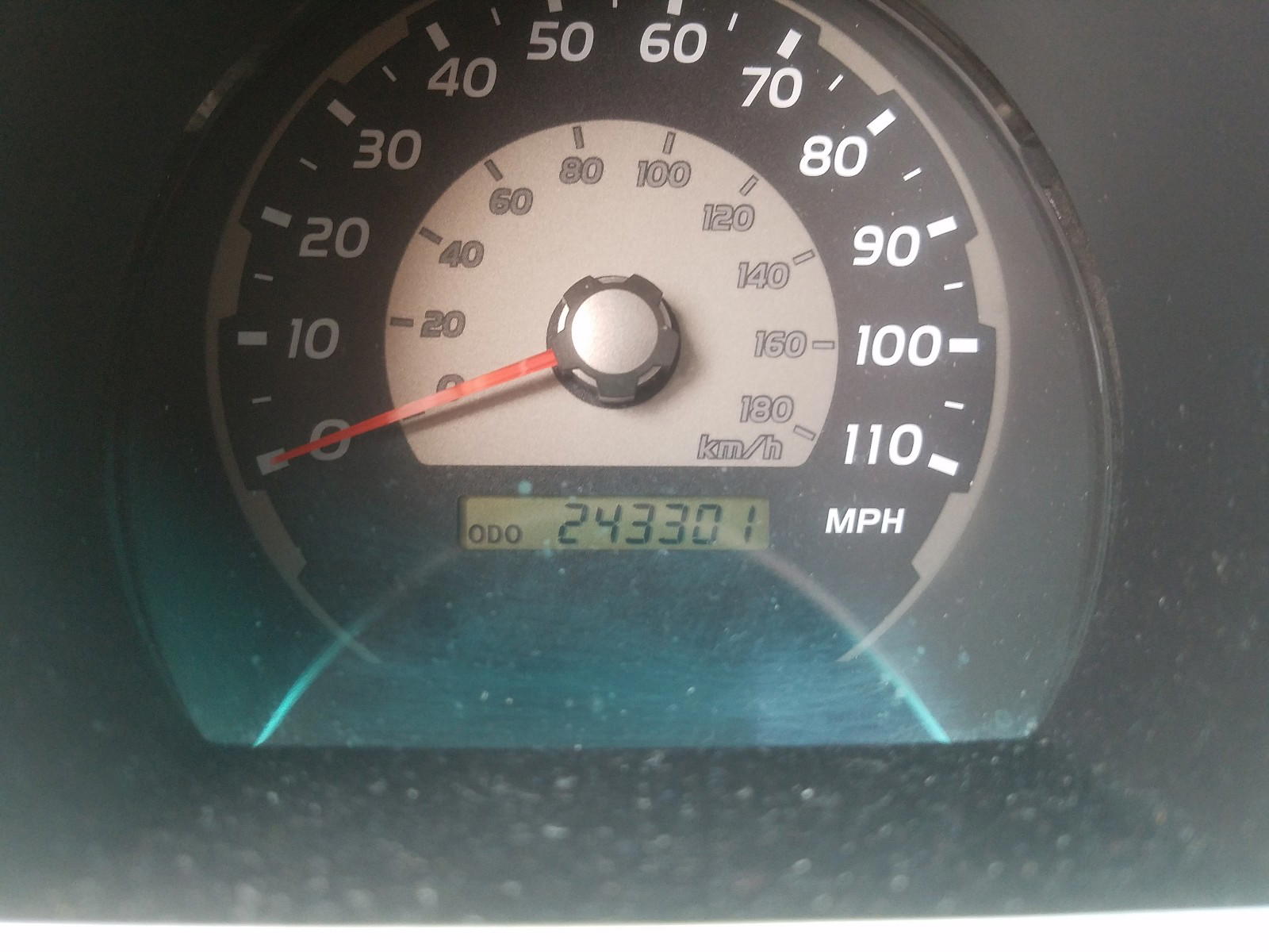 Photo 8 from auction – 2003 TOYOTA 4 RUNNER with VIN JTEBT14R330004722
