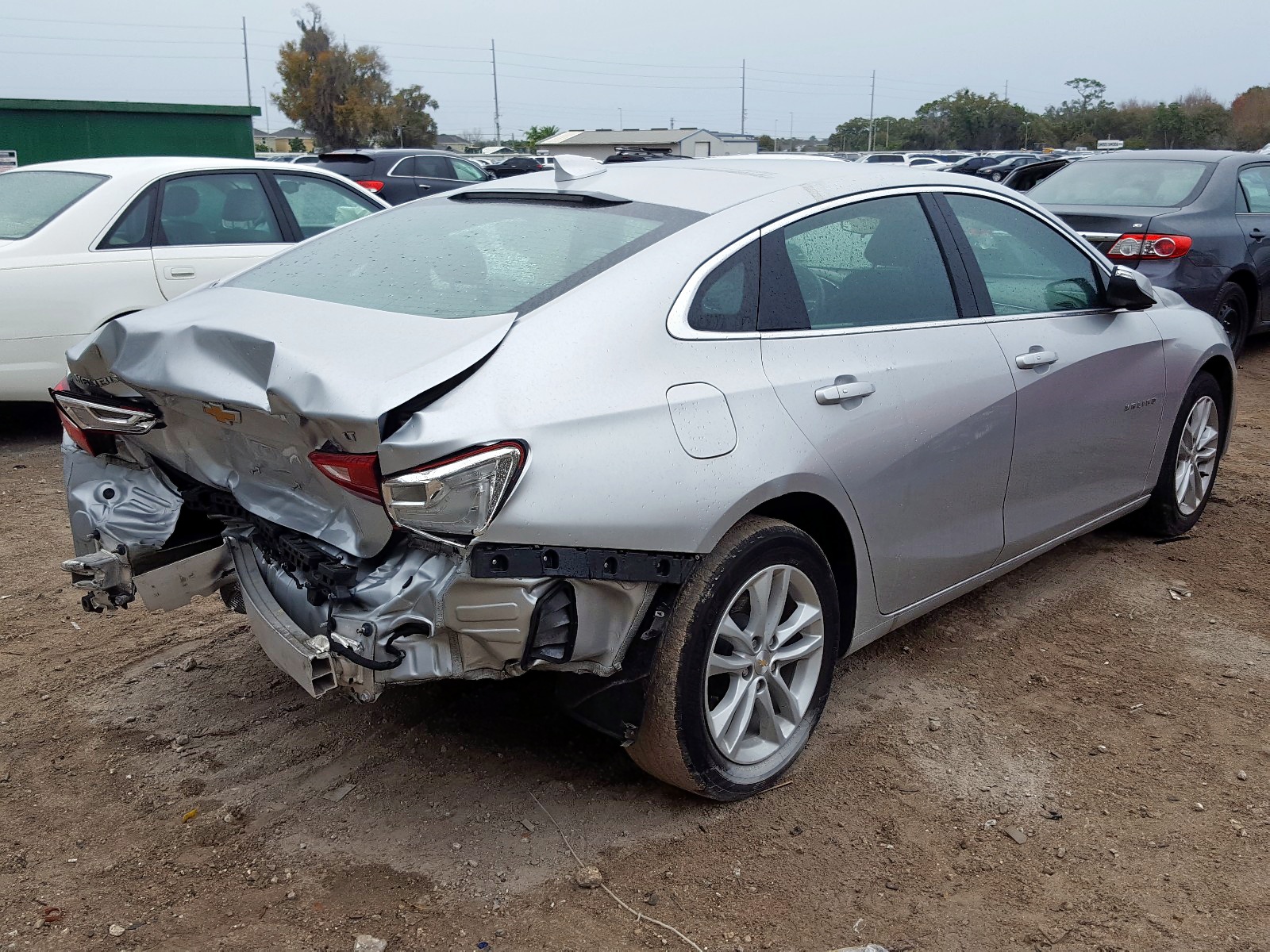 Photo 4 from auction – 2018 CHEVROLET MALIBU LT with VIN 1G1ZD5ST0JF177638