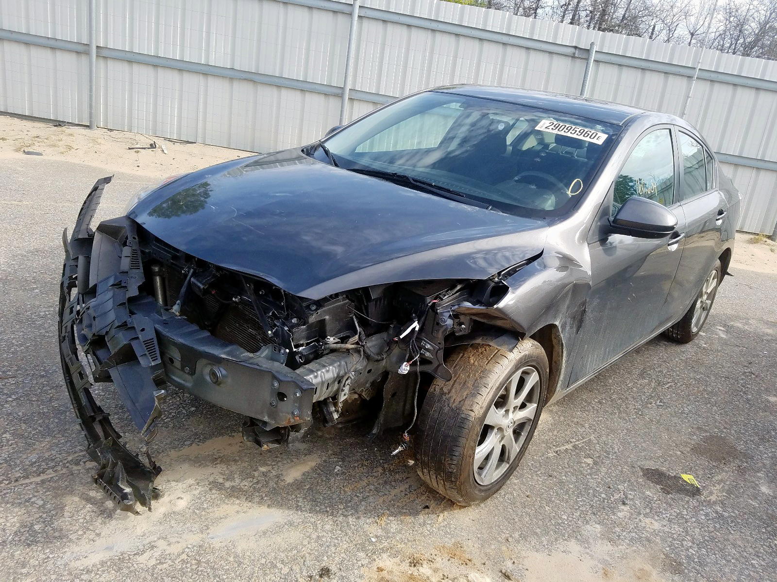 Photo 2 from auction – 2010 MAZDA 3 I with VIN JM1BL1SG5A1252645