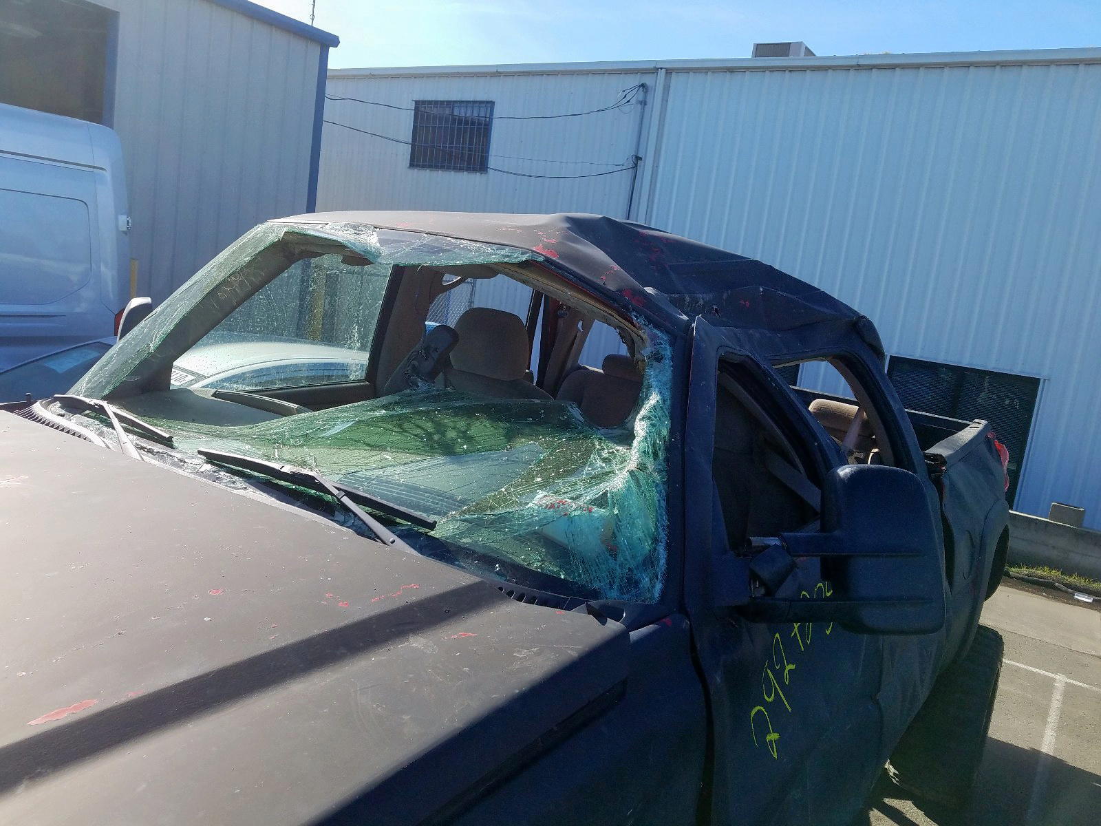 Photo 9 from auction – 2005 CHEVROLET SILVERADO with VIN 2GCEC13T151175930