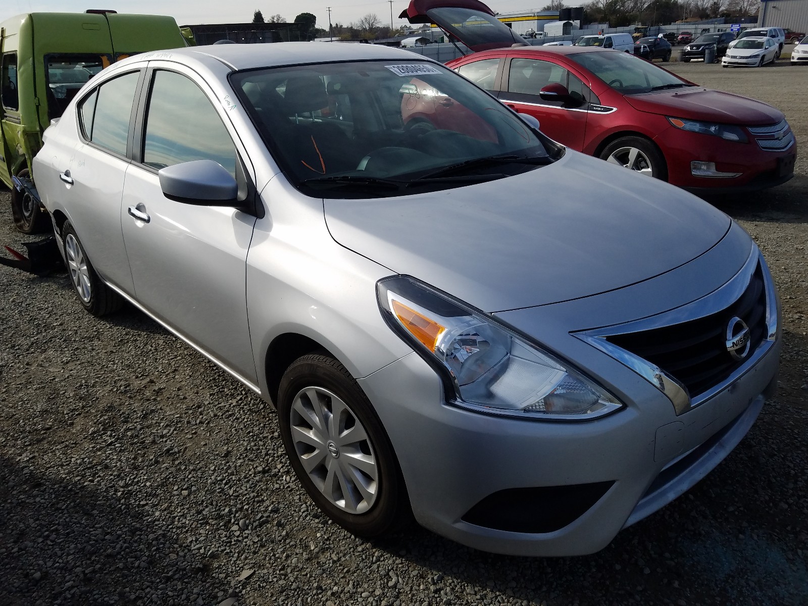 Photo 1 from auction – 2017 NISSAN VERSA S with VIN 3N1CN7AP0HK446711