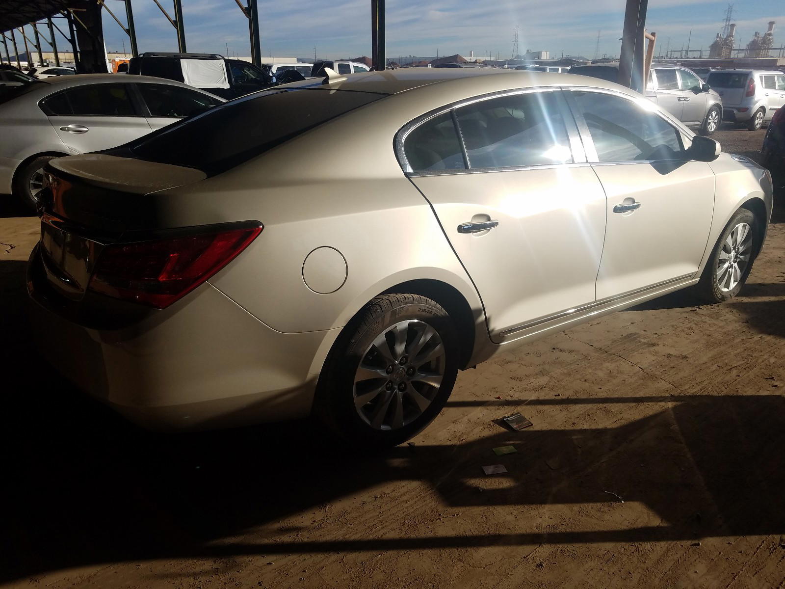 Photo 4 from auction – 2014 BUICK LACROSSE with VIN 1G4GA5GR0EF211356
