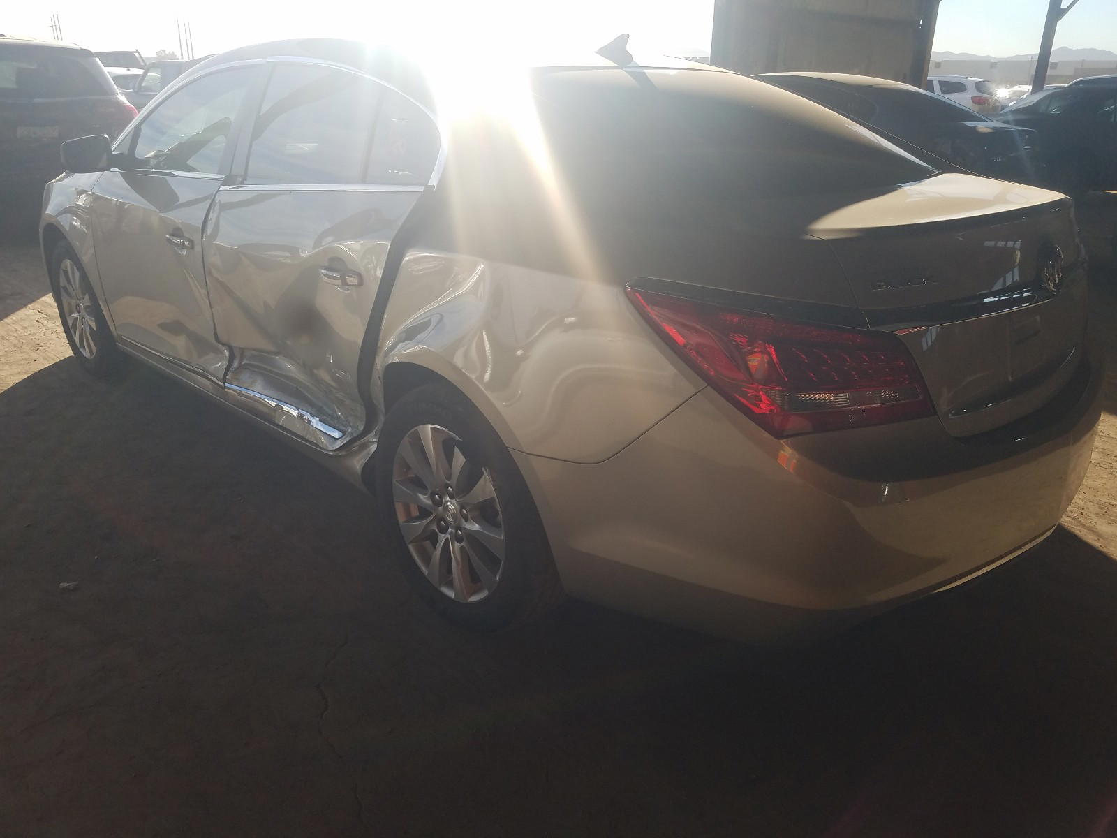 Photo 3 from auction – 2014 BUICK LACROSSE with VIN 1G4GA5GR0EF211356
