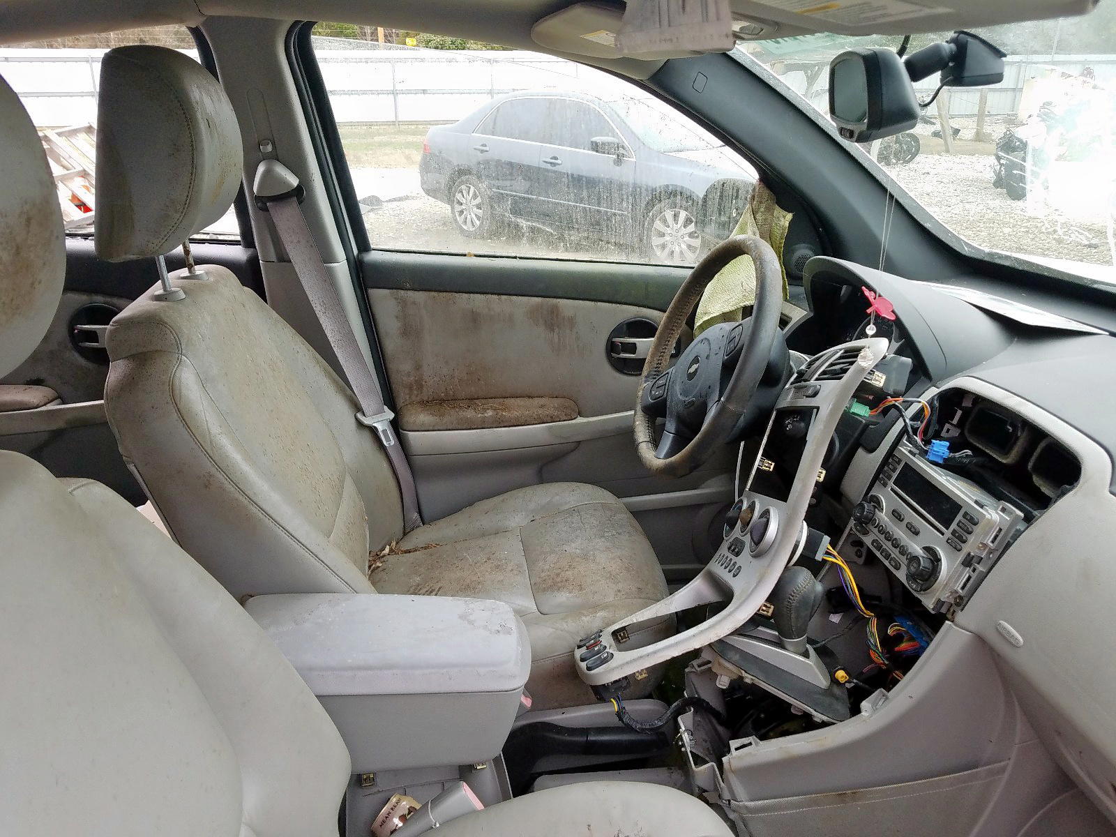 Photo 5 from auction – 2005 CHEVROLET EQUINOX LT with VIN 2CNDL73F756051796