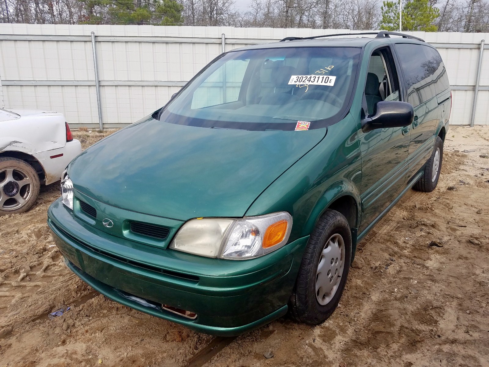 Photo 2 from auction – 1999 OLDSMOBILE SILHOUETTE with VIN 1GHDX03E1XD150314
