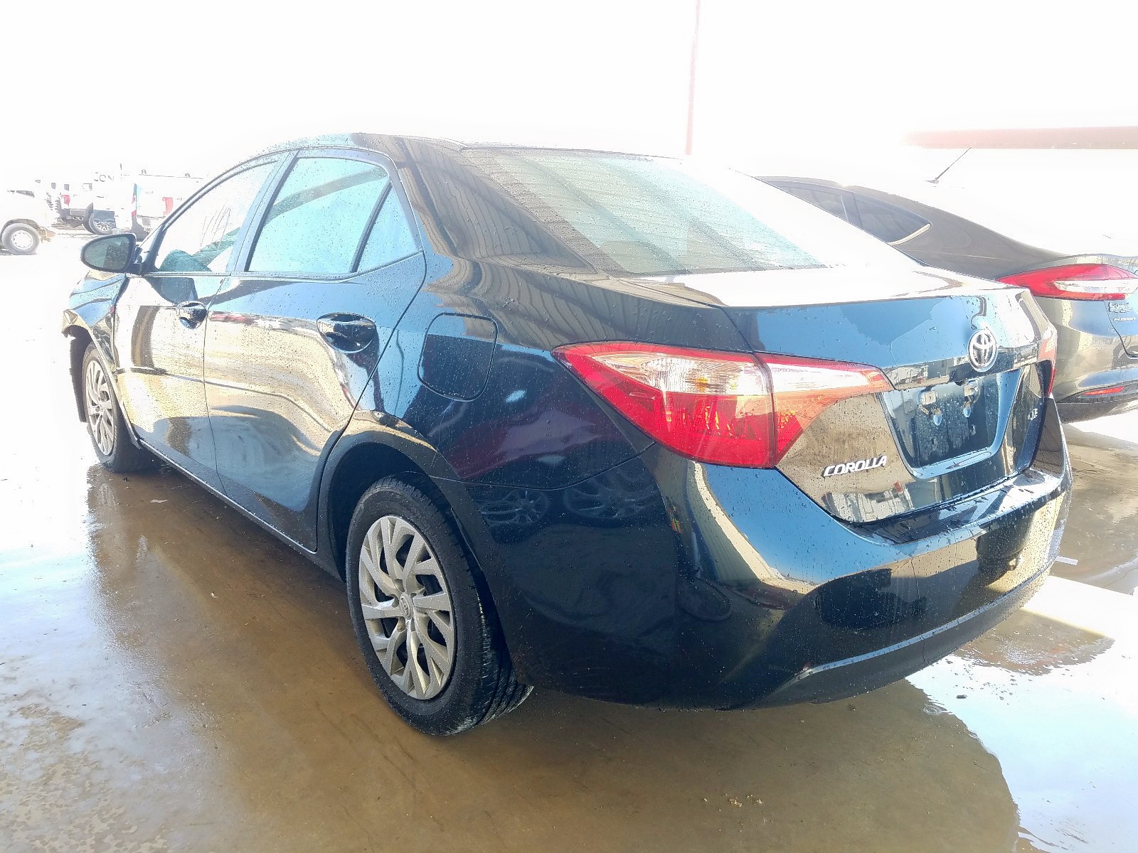 Photo 3 from auction – 2018 TOYOTA COROLLA L with VIN 5YFBURHE6JP755940