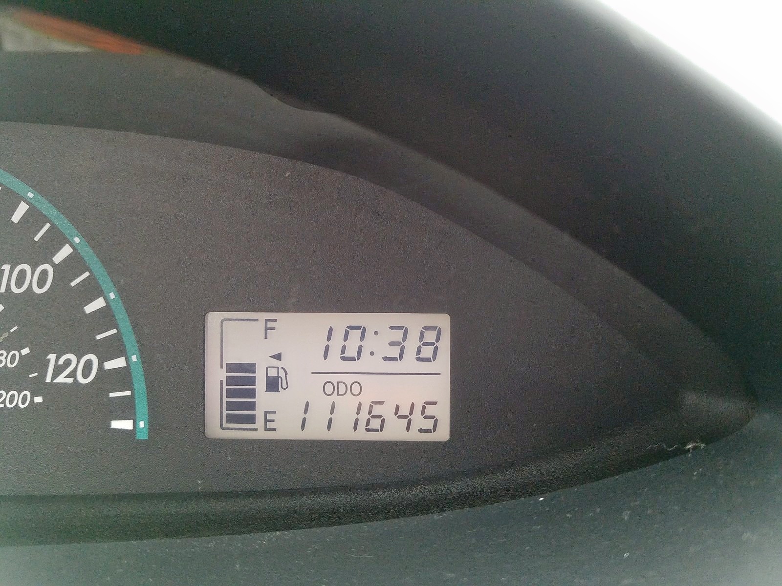 Photo 8 from auction – 2010 TOYOTA YARIS with VIN JTDBT4K30A1377230