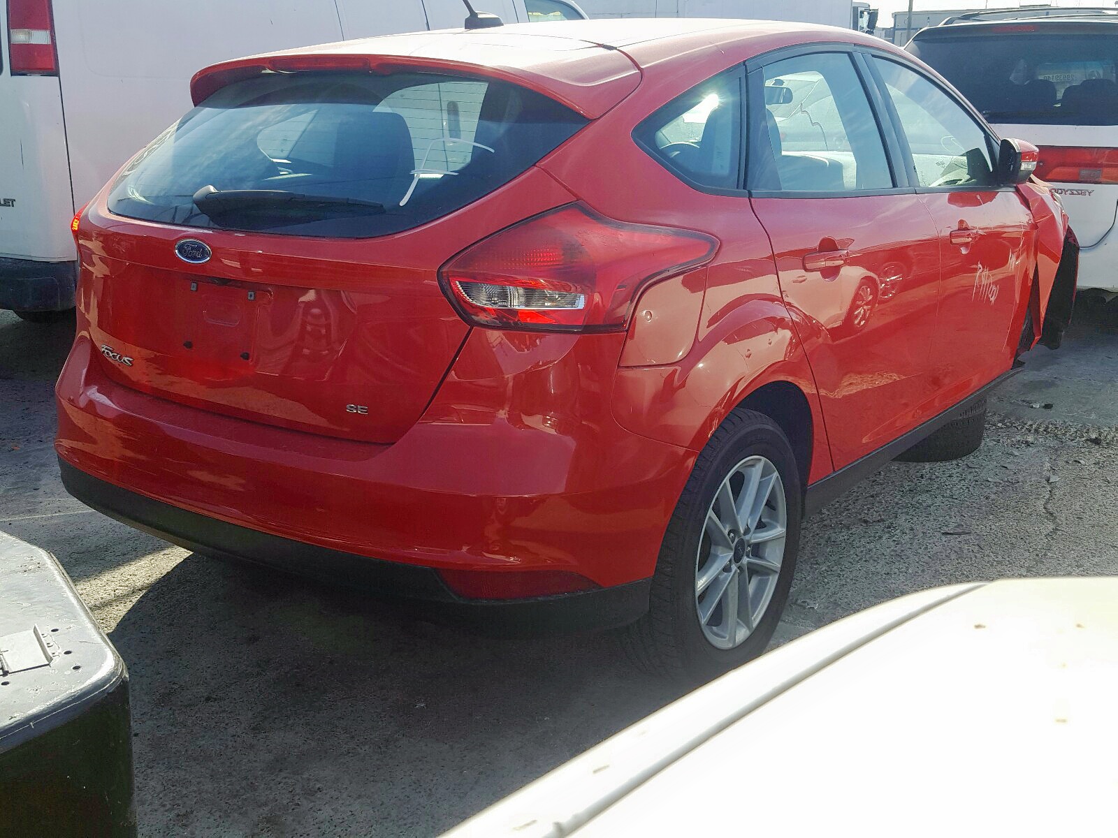 صورة رقم 4 من المزاد - 2017 FORD FOCUS SE مع VIN 1FADP3K20HL291094