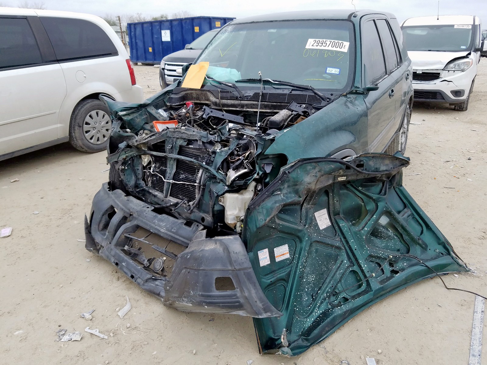 Photo 9 from auction – 2000 HONDA CR-V EX with VIN JHLRD1861YC061803