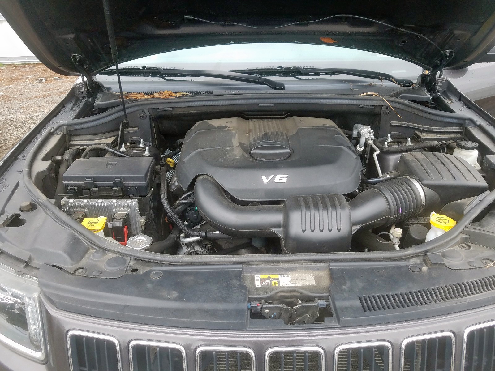 Photo 7 from auction – 2015 JEEP GRAND CHER with VIN 1C4RJEBG2FC836511