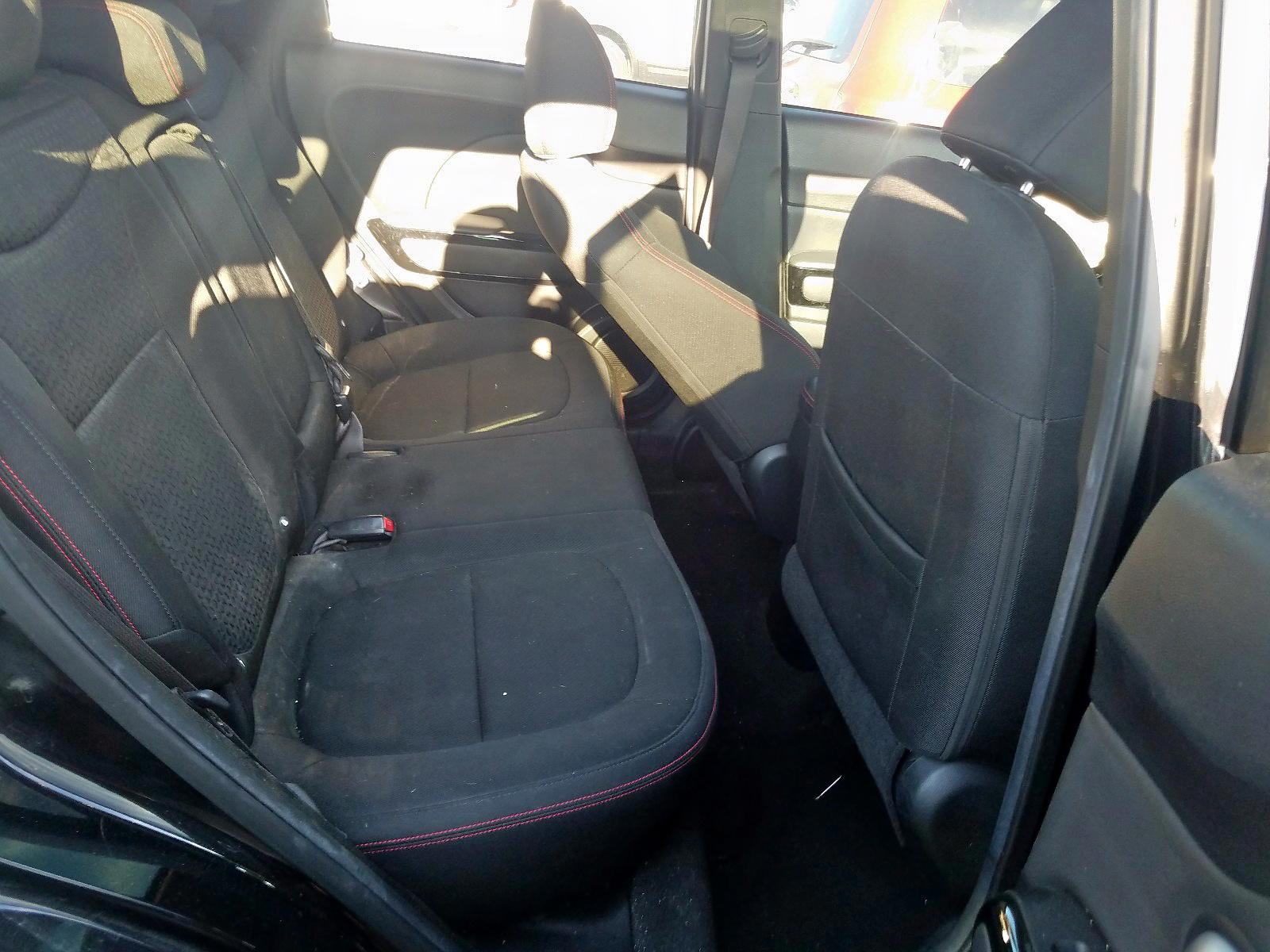 Photo 6 from auction – 2015 KIA SOUL + with VIN KNDJP3A53F7158022