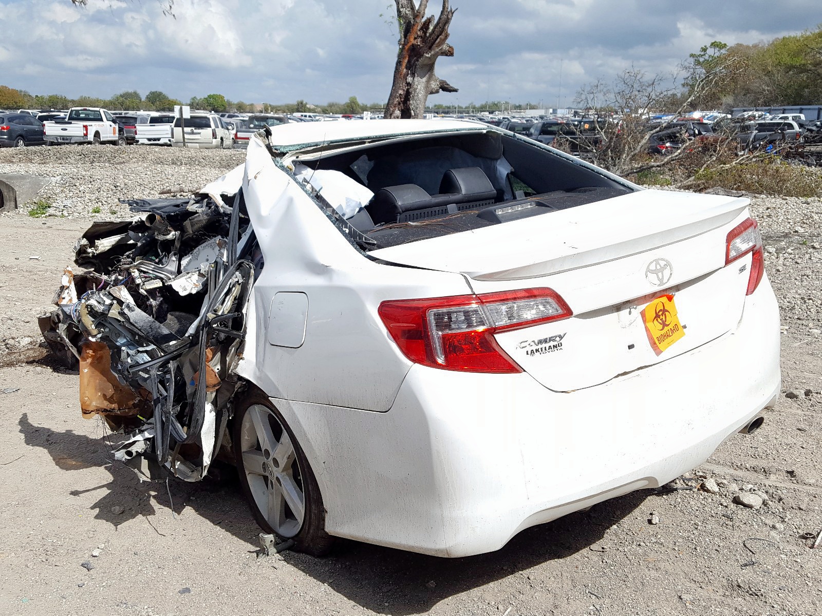 Photo 3 from auction – 2014 TOYOTA CAMRY L with VIN 4T1BF1FK9EU758162