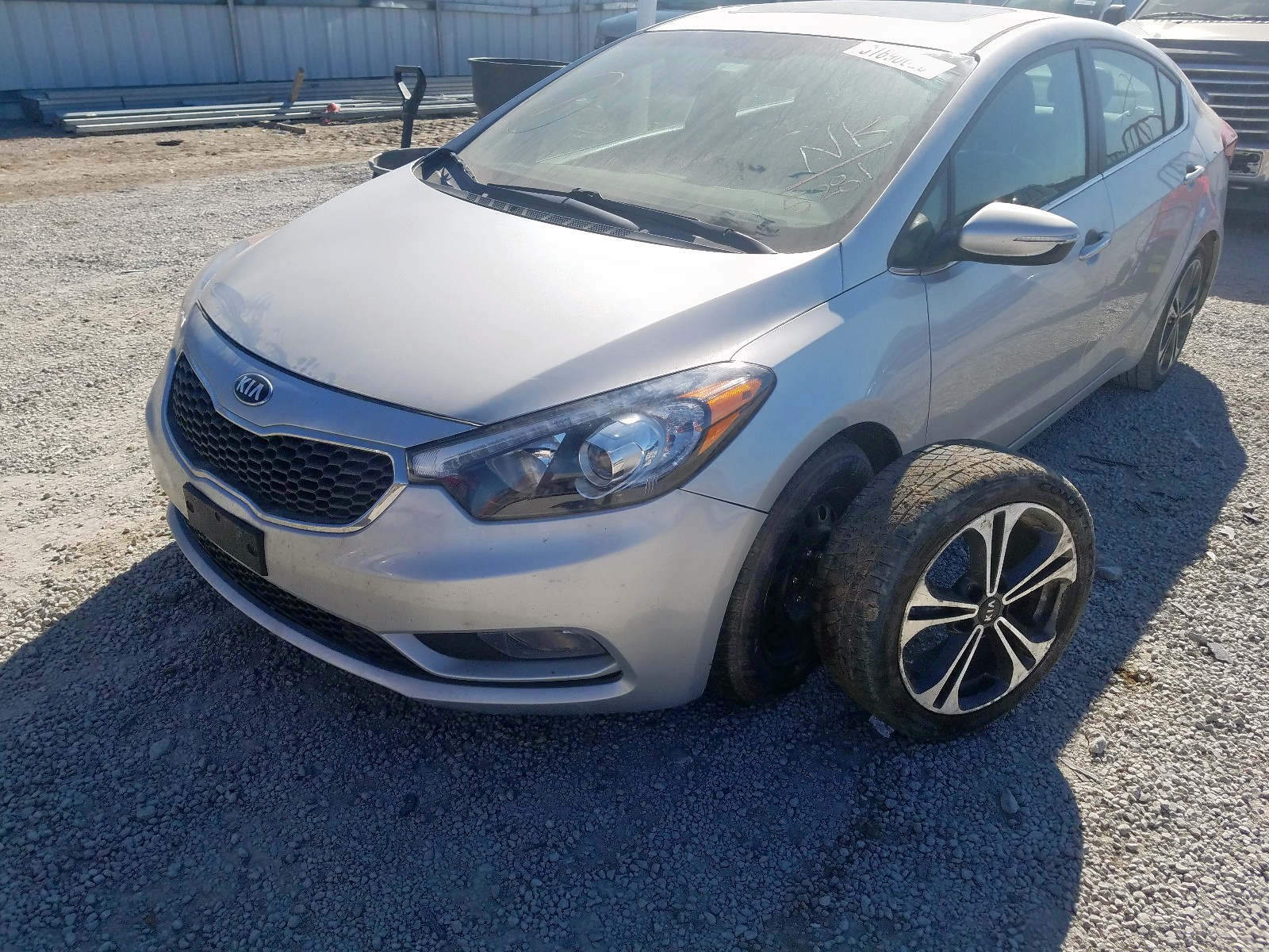 صورة رقم 9 من المزاد - 2016 KIA FORTE EX مع VIN KNAFZ4A89G5545281