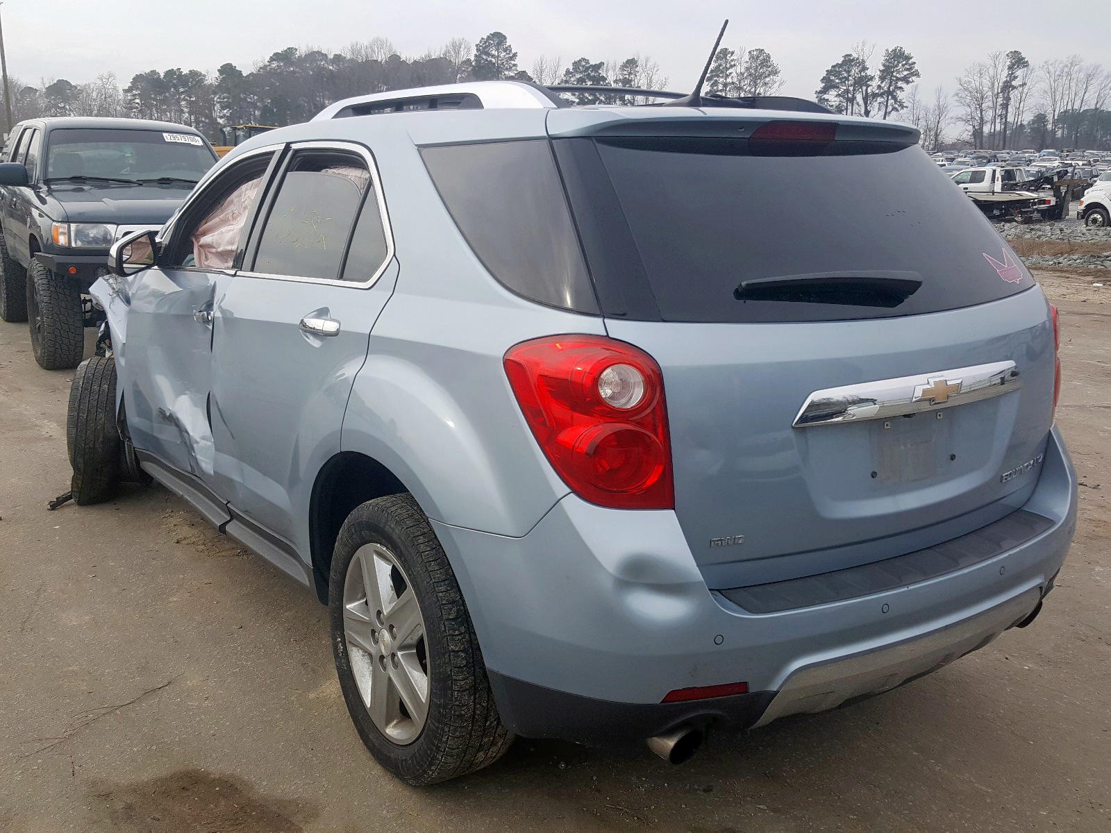 Photo 3 from auction – 2014 CHEVROLET EQUINOX LT with VIN 2GNFLHE35E6111099