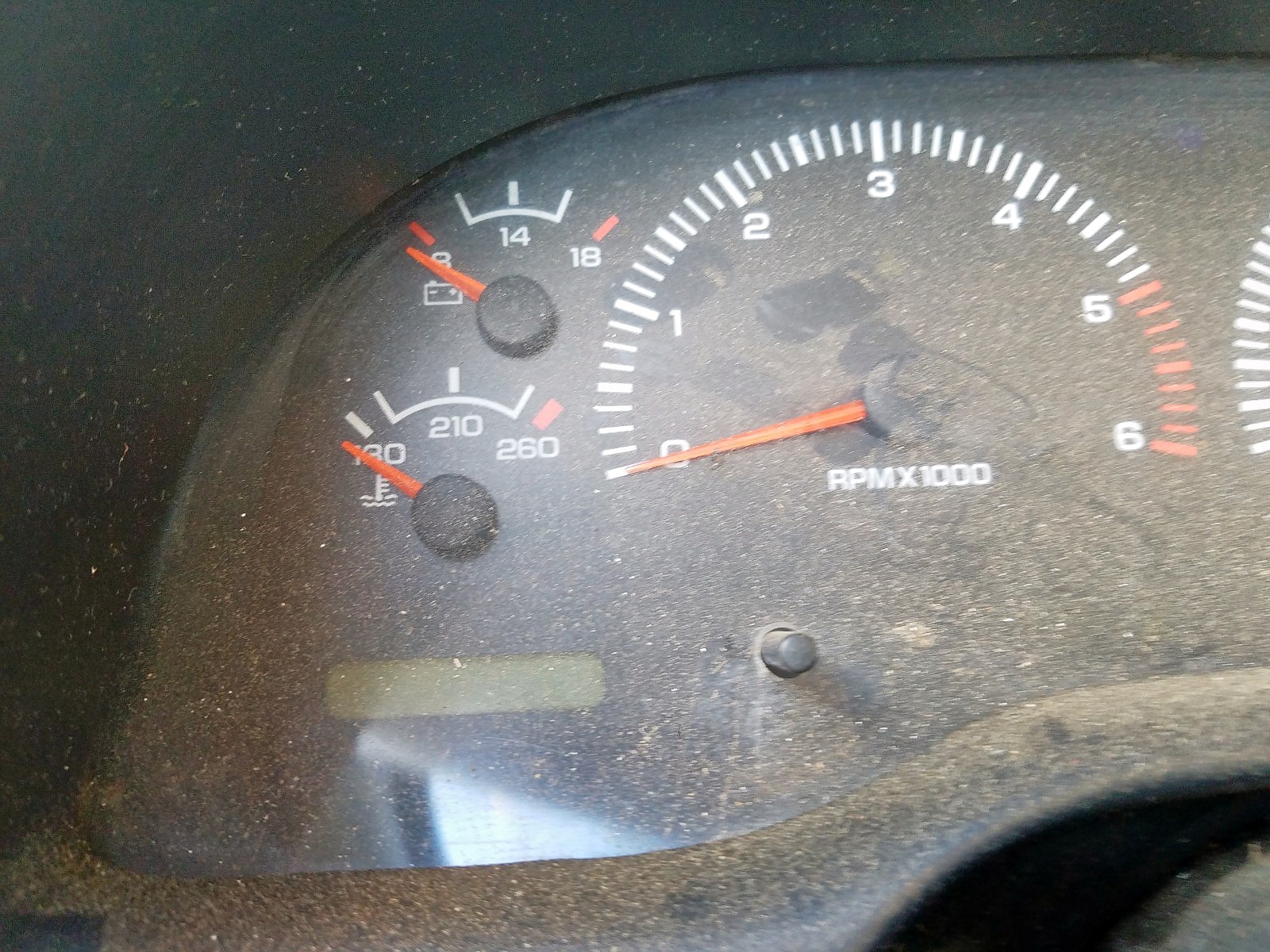 Photo 8 from auction – 1998 DODGE RAM 1500 with VIN 3B7HF13Y6WG183966