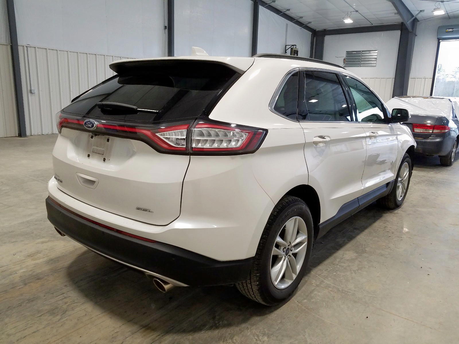 Photo 4 from auction – 2015 FORD EDGE SEL with VIN 2FMTK3J88FBB05322