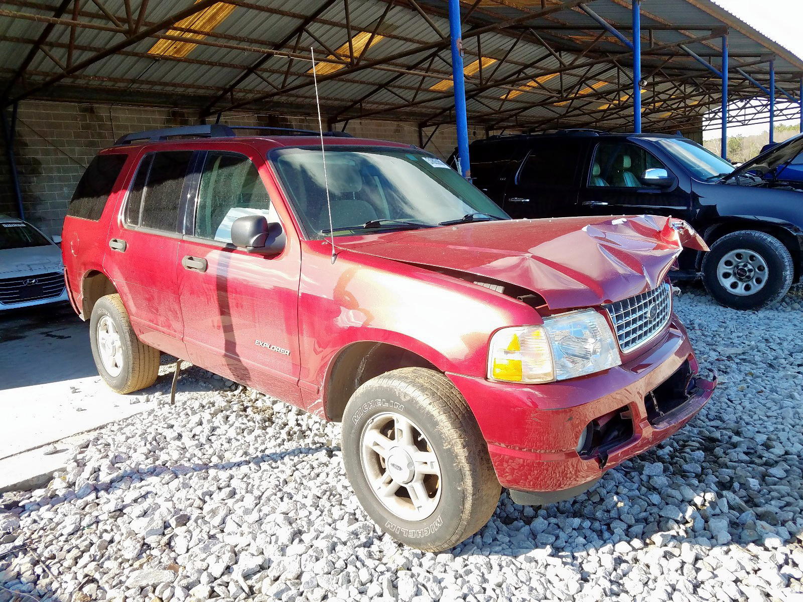 FORD EXPLORER X 2005 with VIN 1FMZU63K85UC02625 - Photo from auction