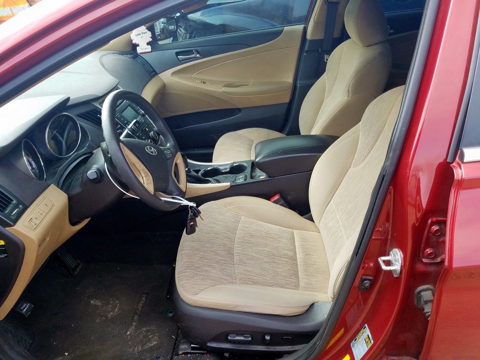 Photo 5 from auction – 2014 HYUNDAI SONATA GLS with VIN 5NPEB4AC6EH882981