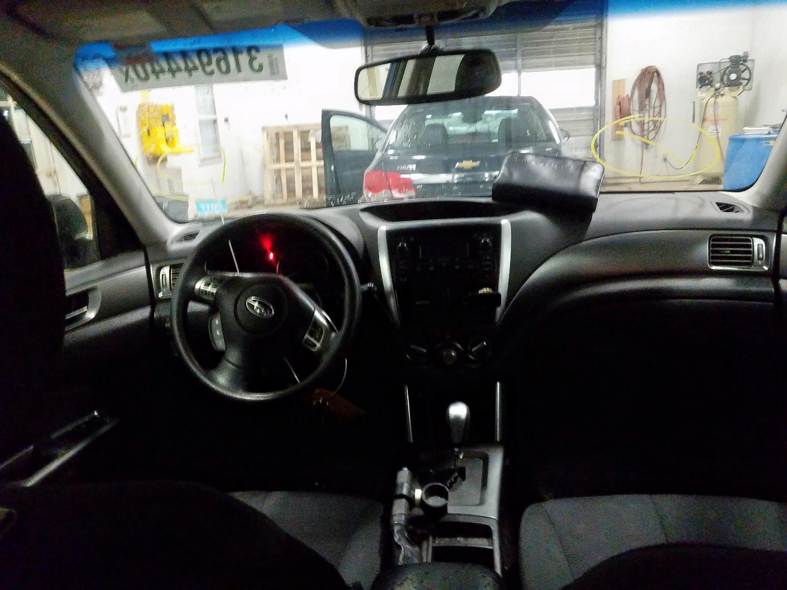 Photo 9 from auction – 2011 SUBARU FORESTER 2 with VIN JF2SHBDC0BH732569
